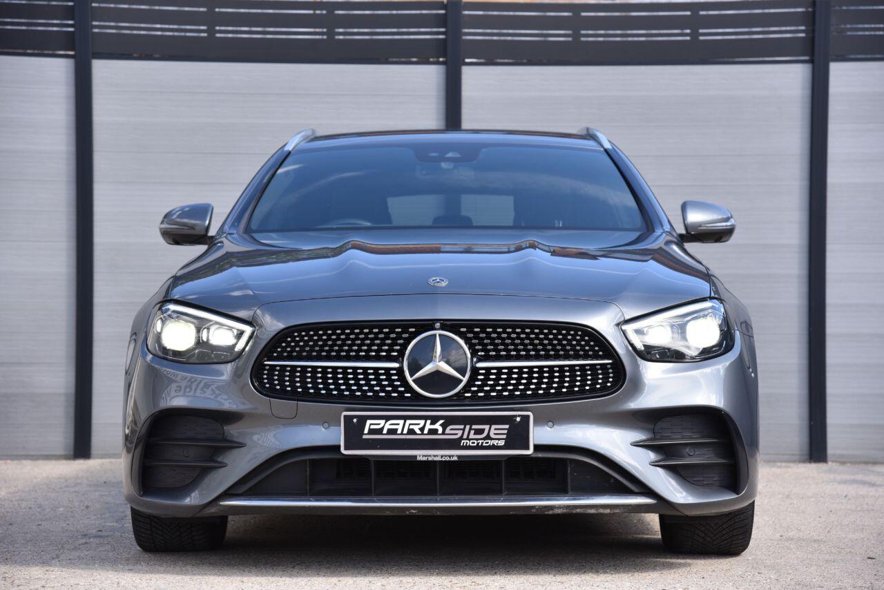 Mercedes-Benz E Class view 4