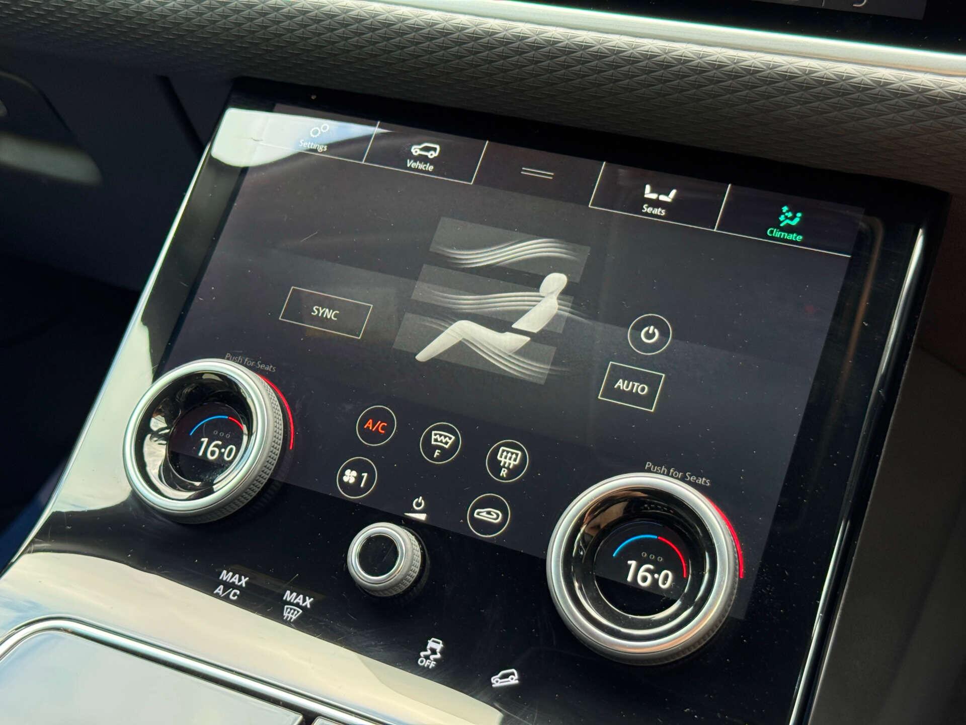 Land Rover Range Rover Velar view 76