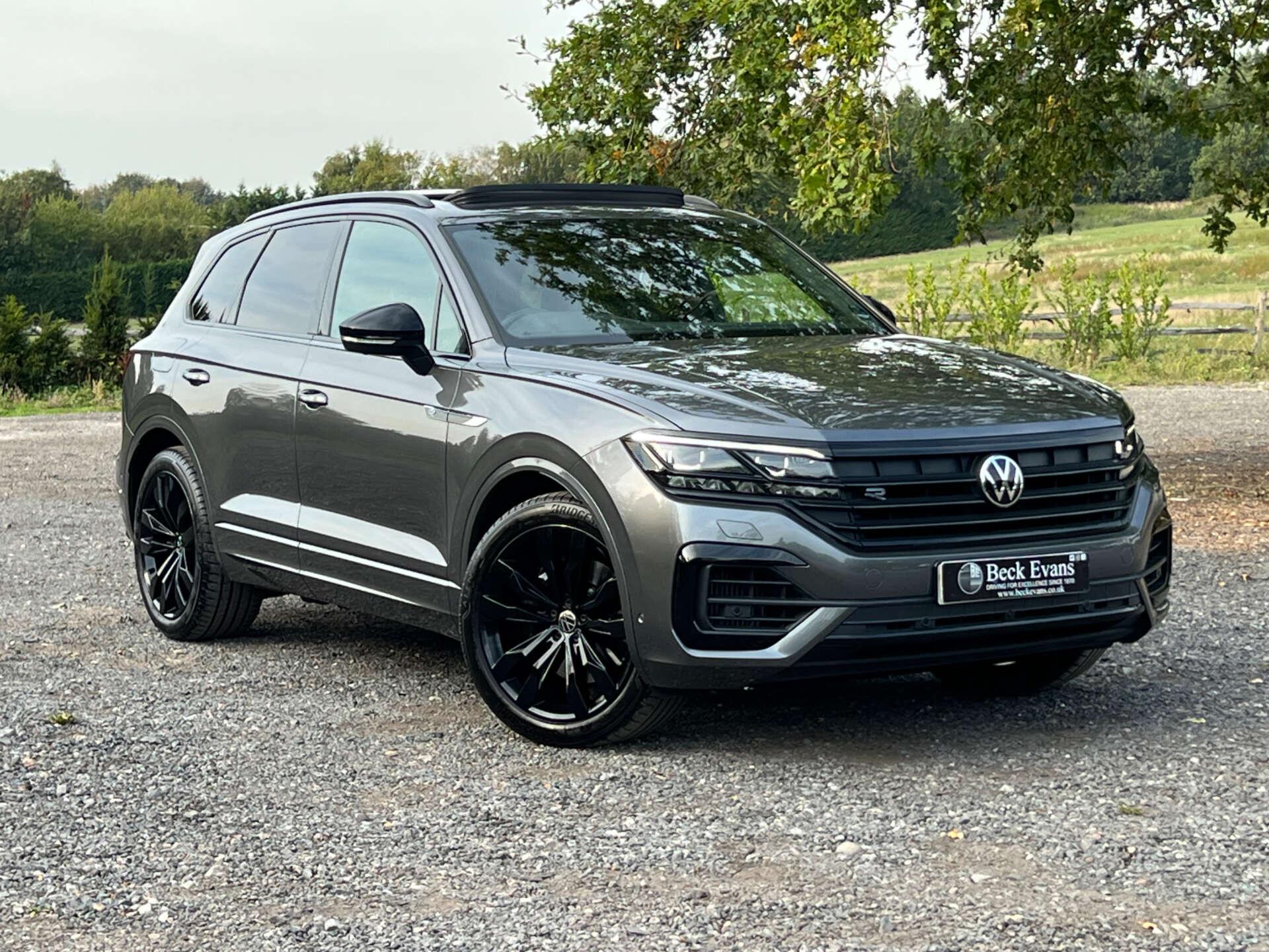 Volkswagen Touareg view 19