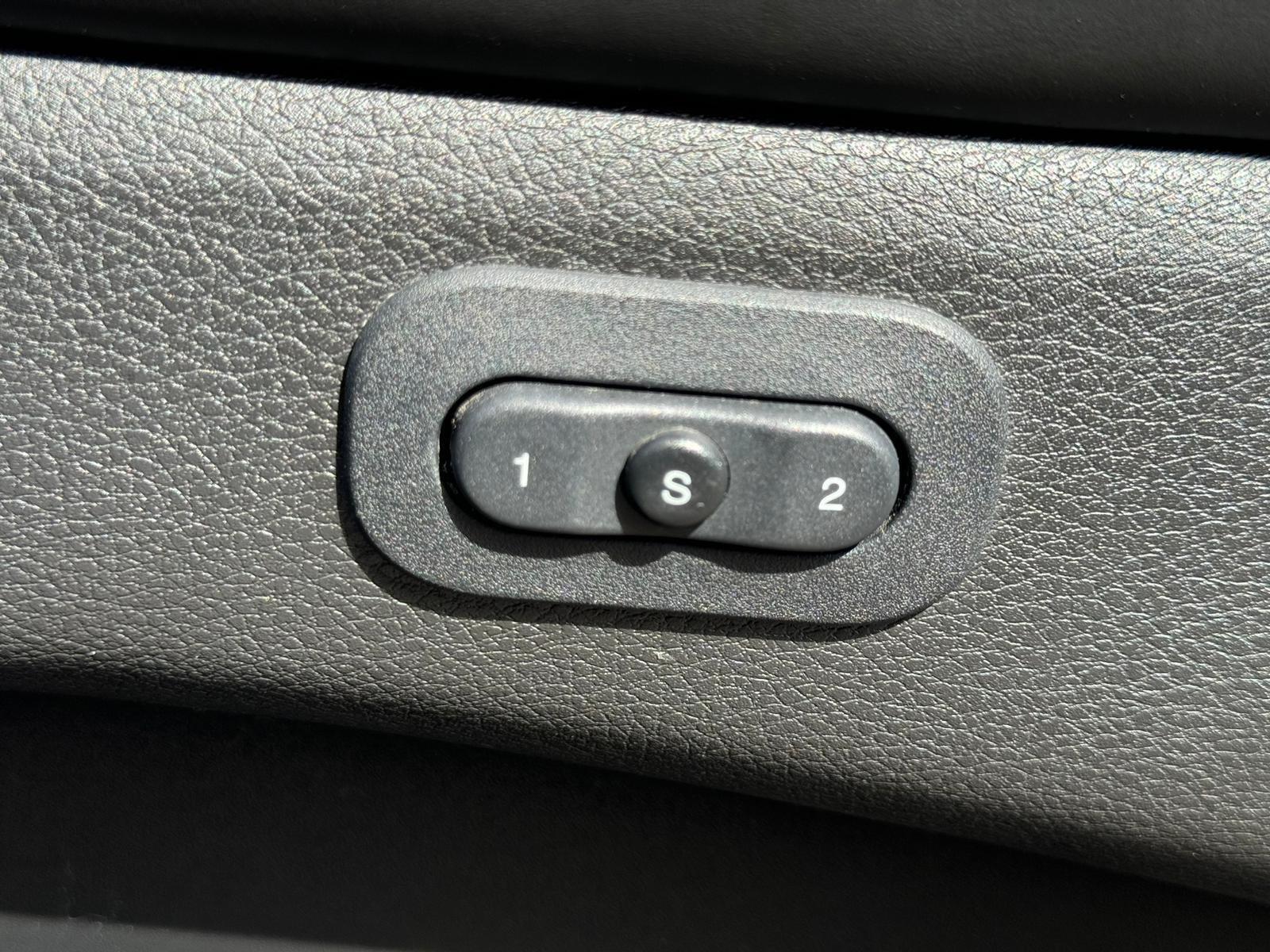 Jeep Grand Cherokee view 35