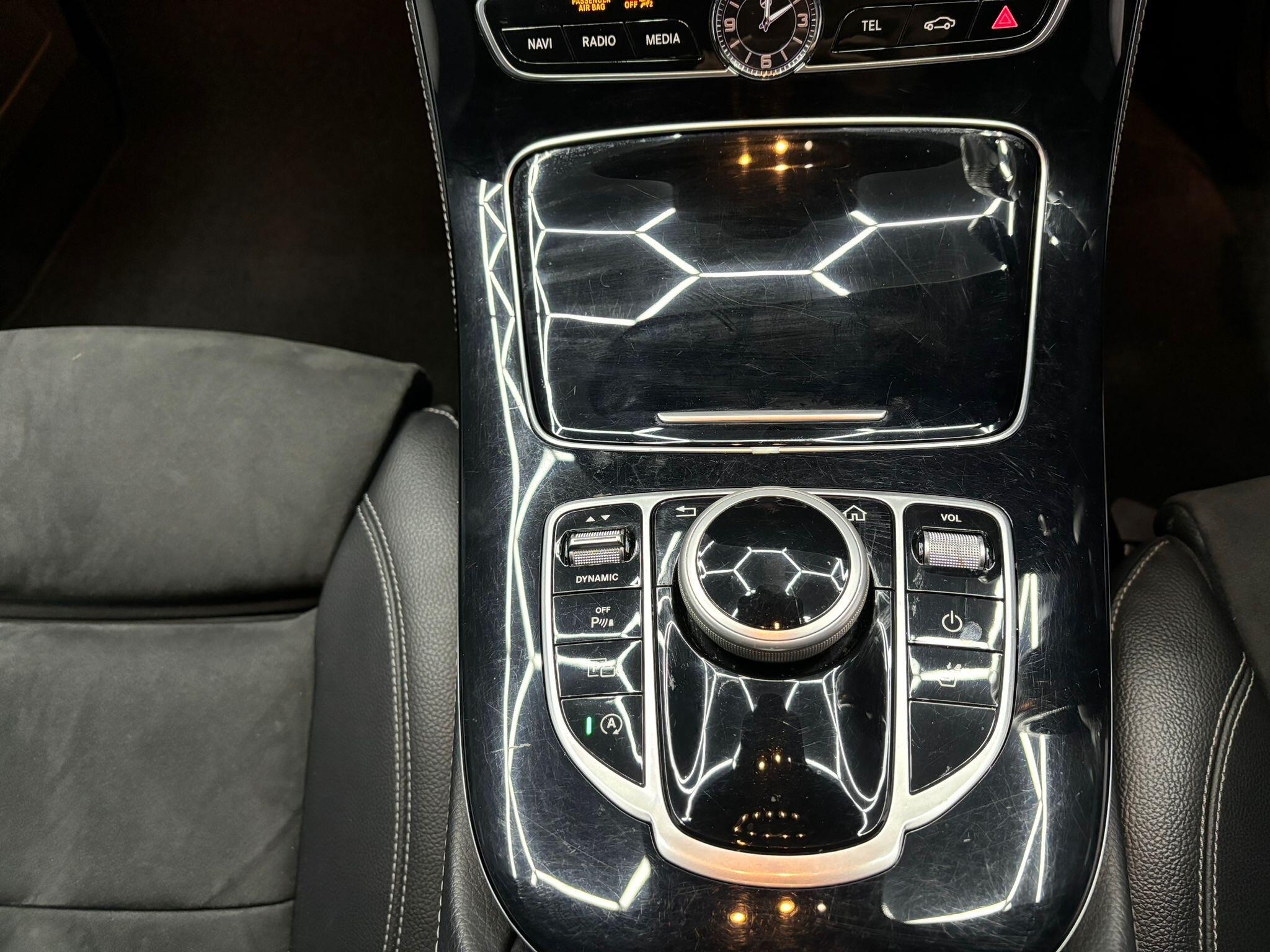 Mercedes-Benz E-Class view 8