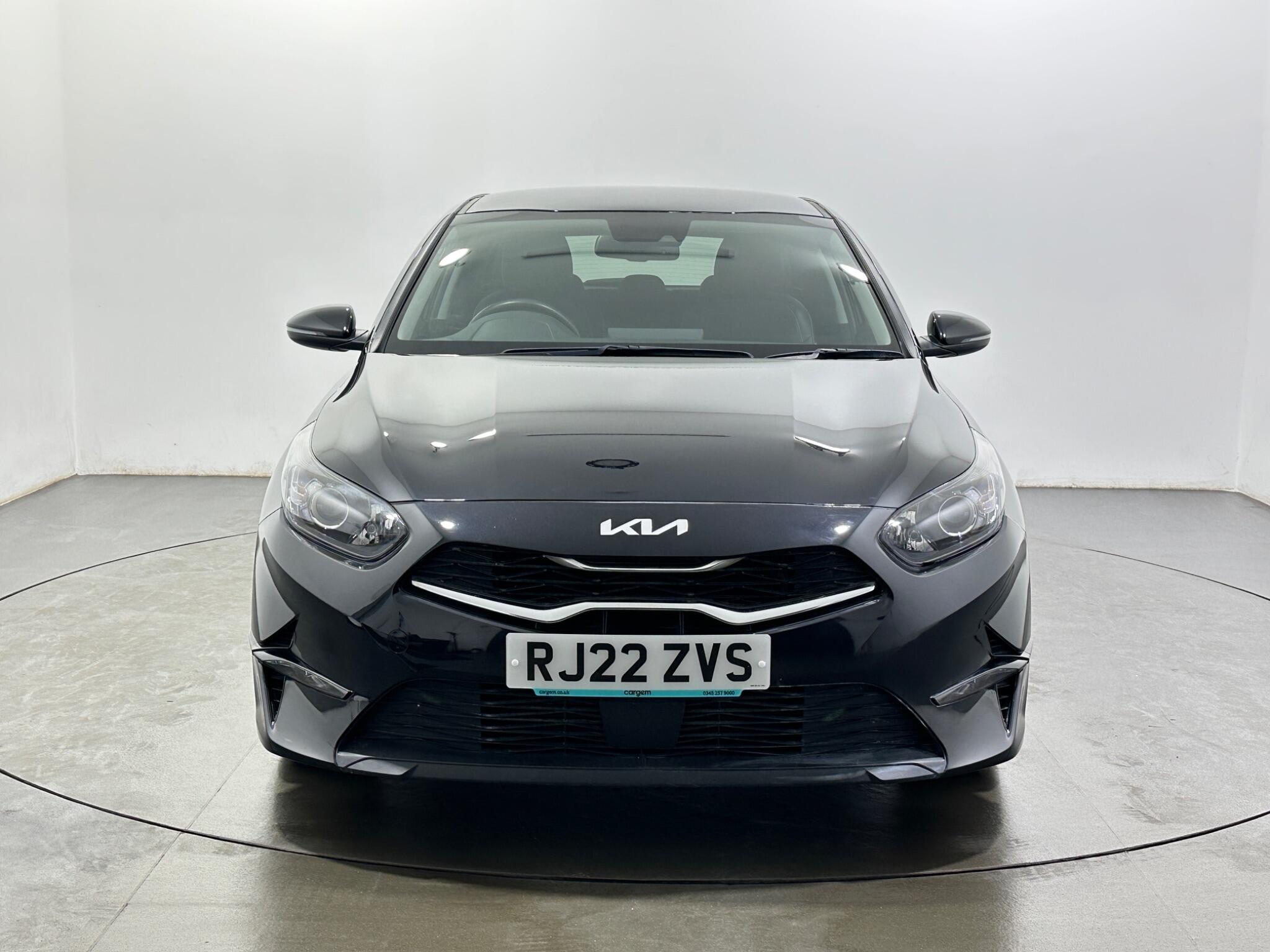 Kia Ceed view 3