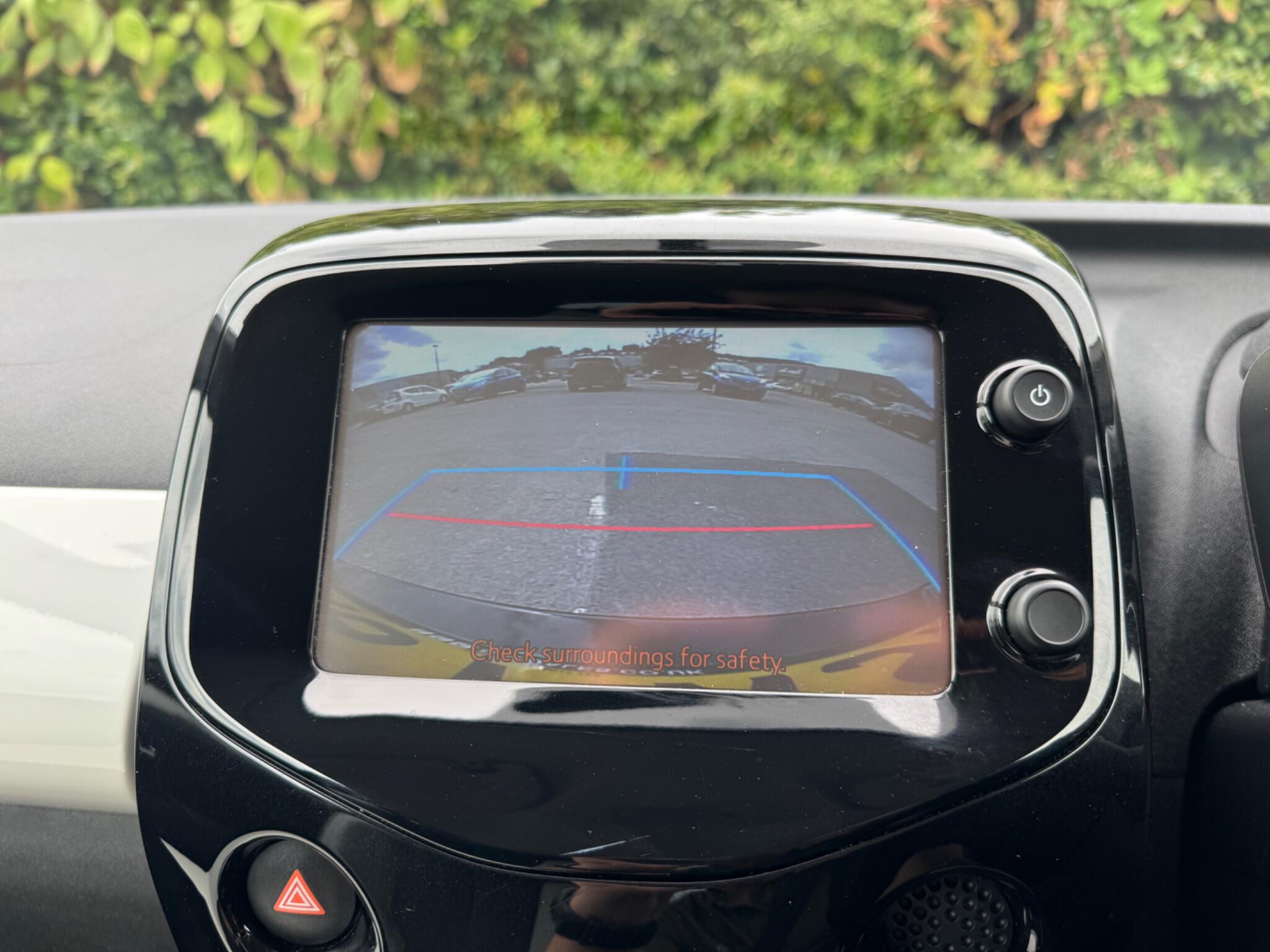 Toyota Aygo view 13