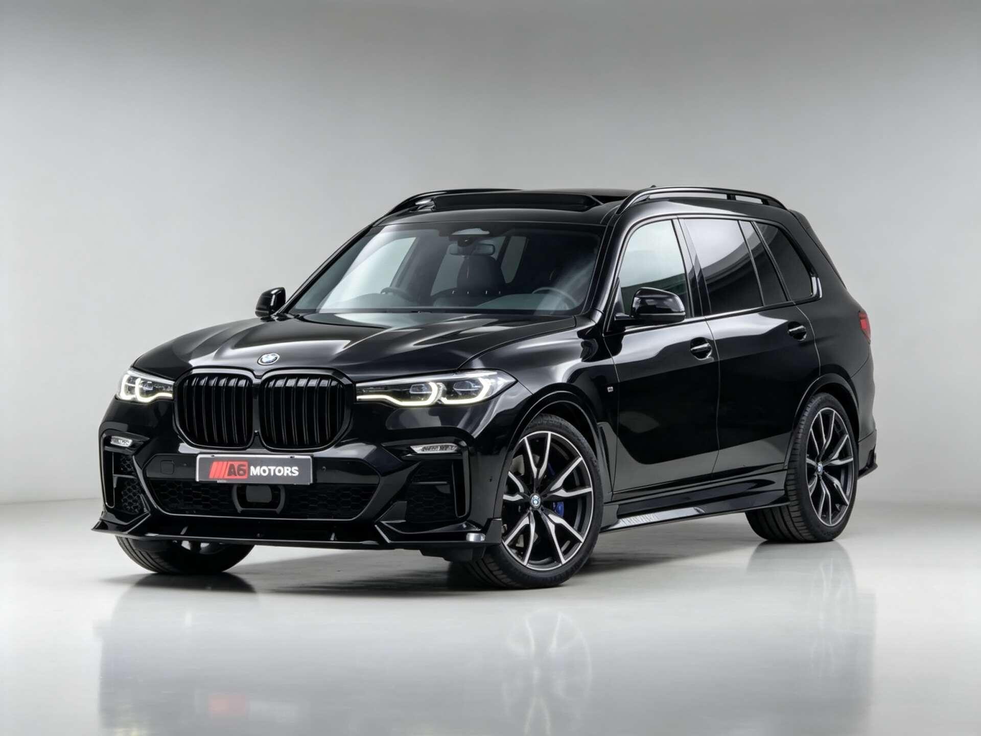 BMW X7 view 8