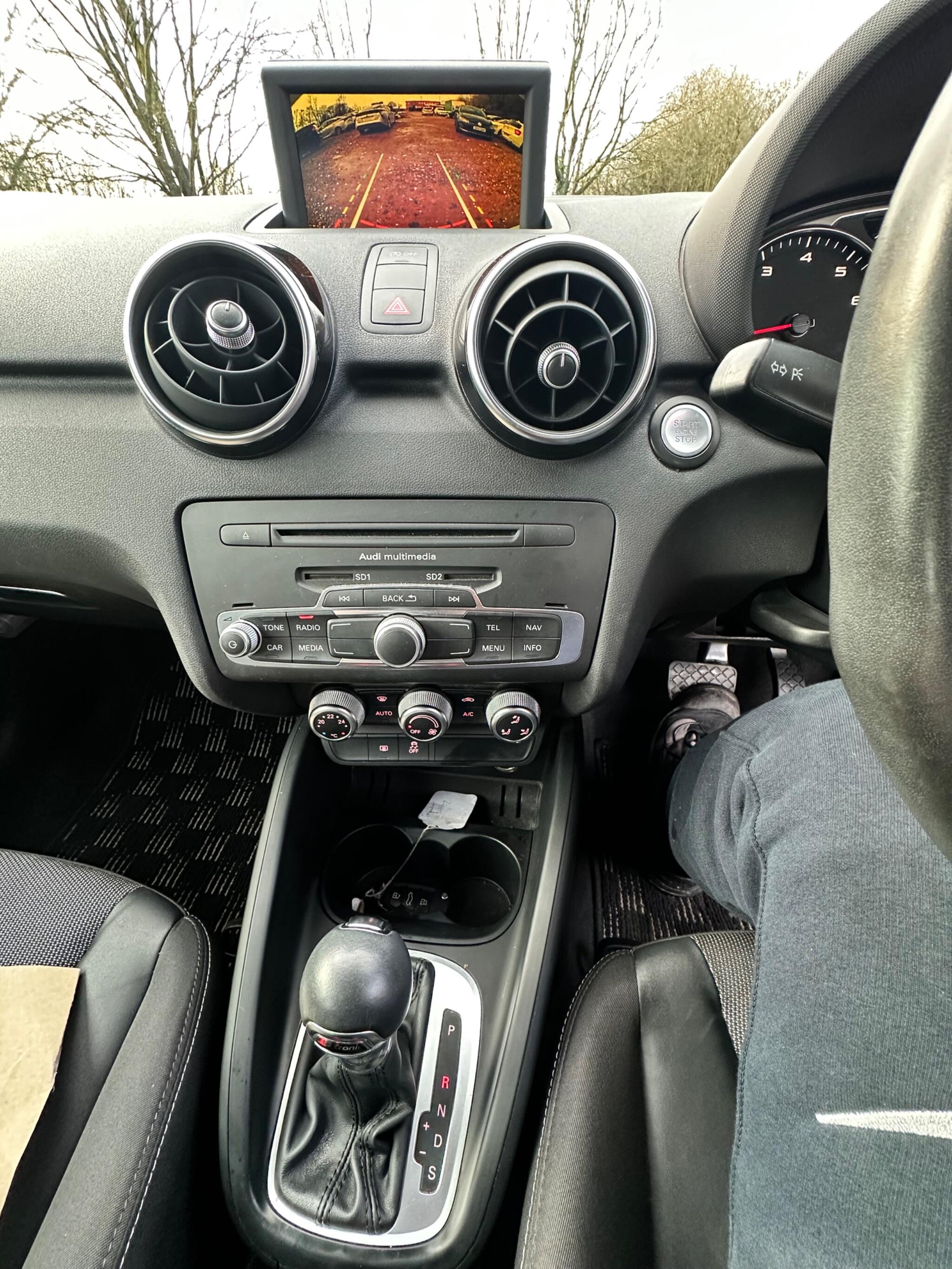 2014 Audi A1 1.4 TFSI CoD S line Sportback S Tronic Euro 5 (s/s) 5dr • 59,000 miles image 15