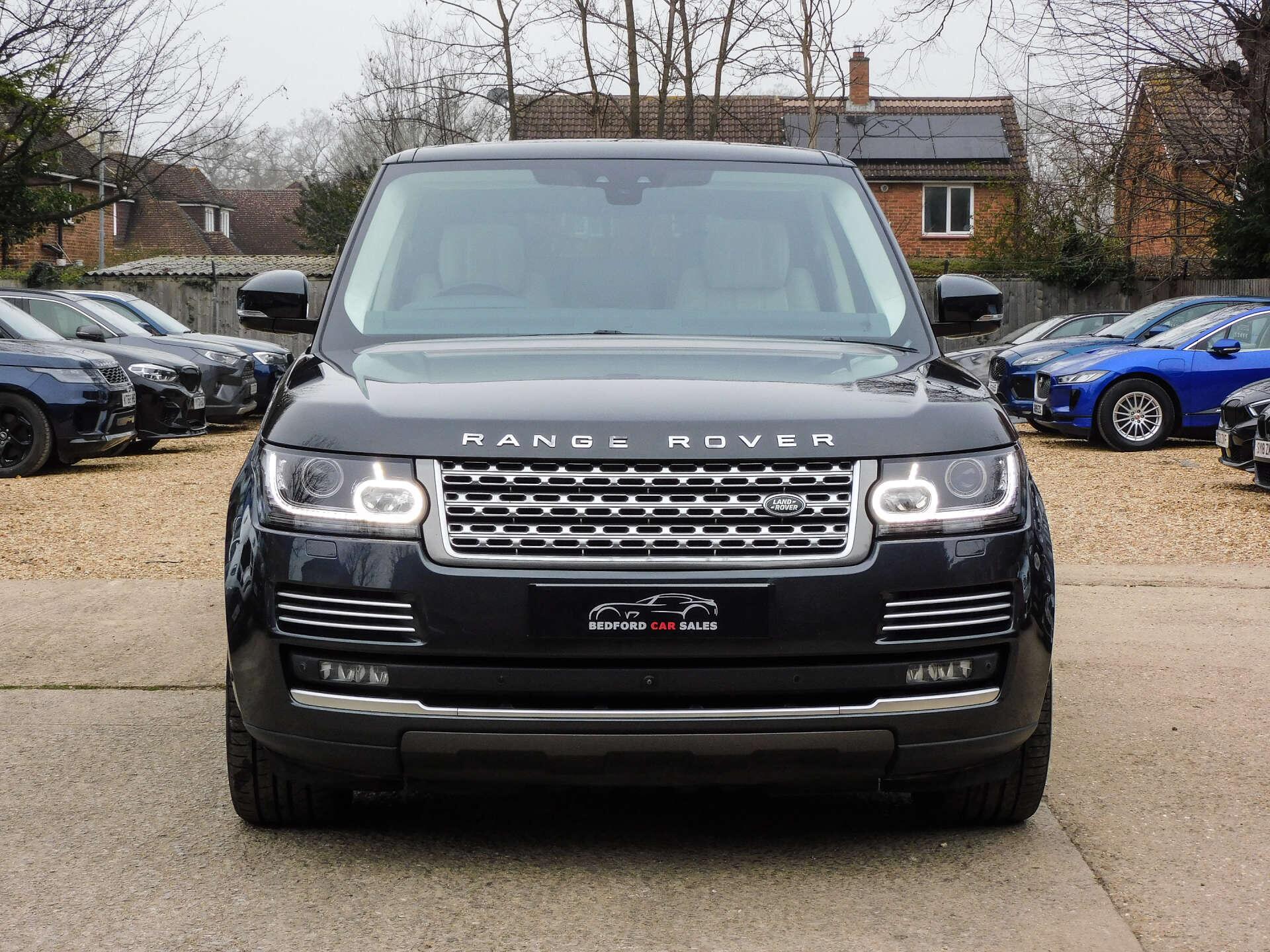Land Rover Range Rover view 8