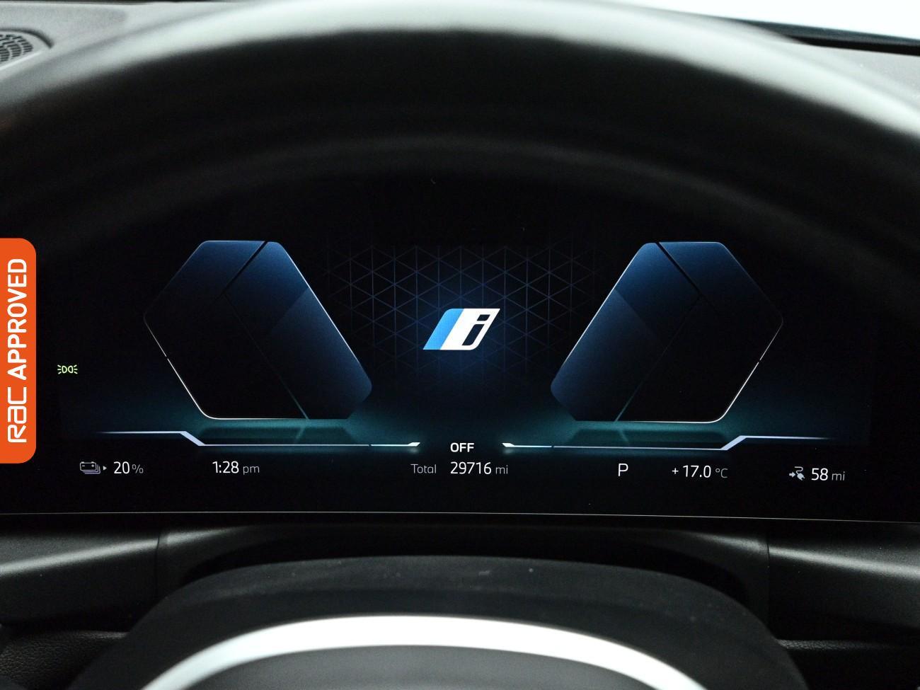 BMW I4 view 12