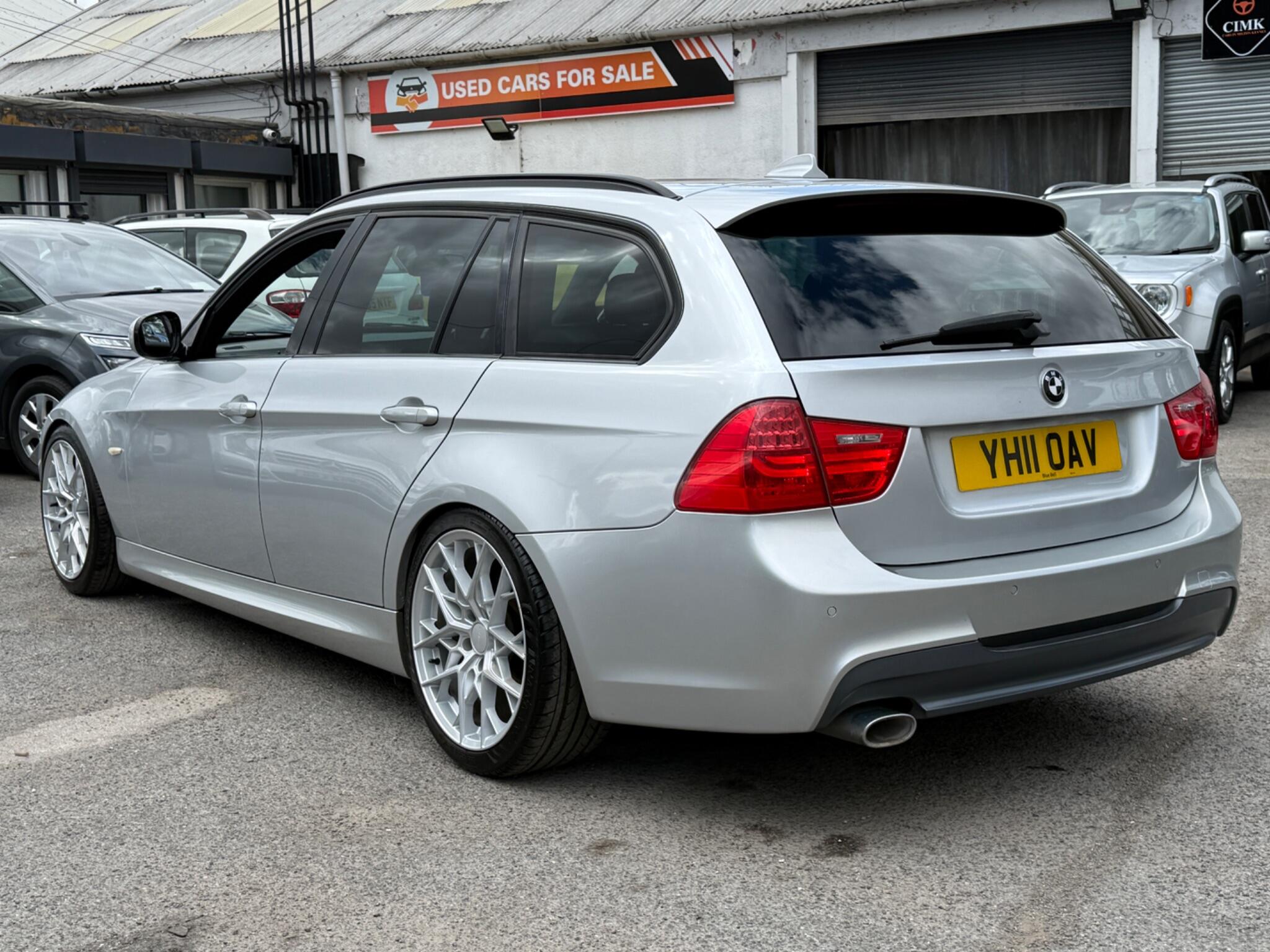BMW 3 Series - Image 13