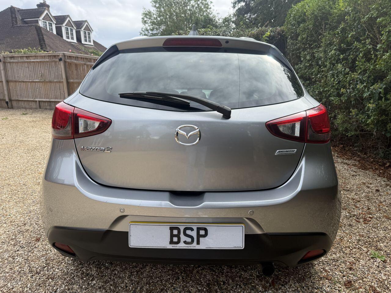Mazda Mazda2 view 8