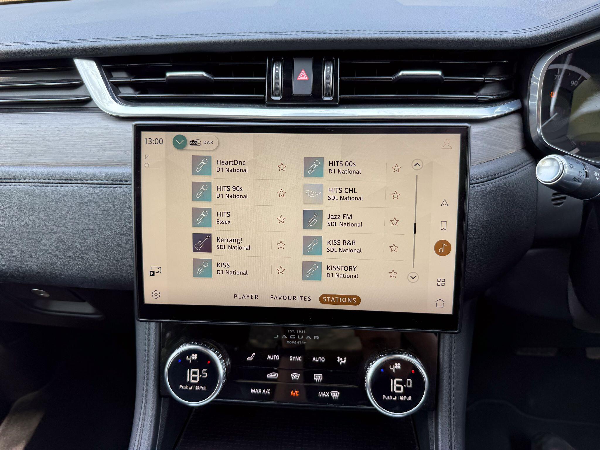 Jaguar F-Pace view 17
