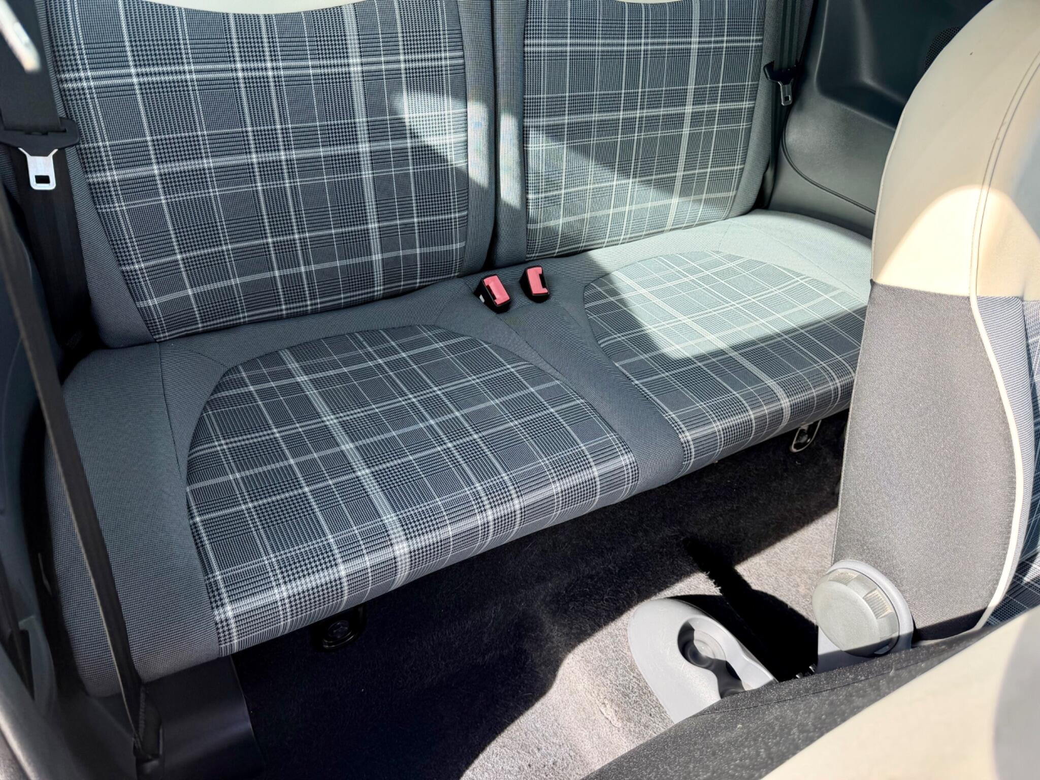 Fiat 500c view 27