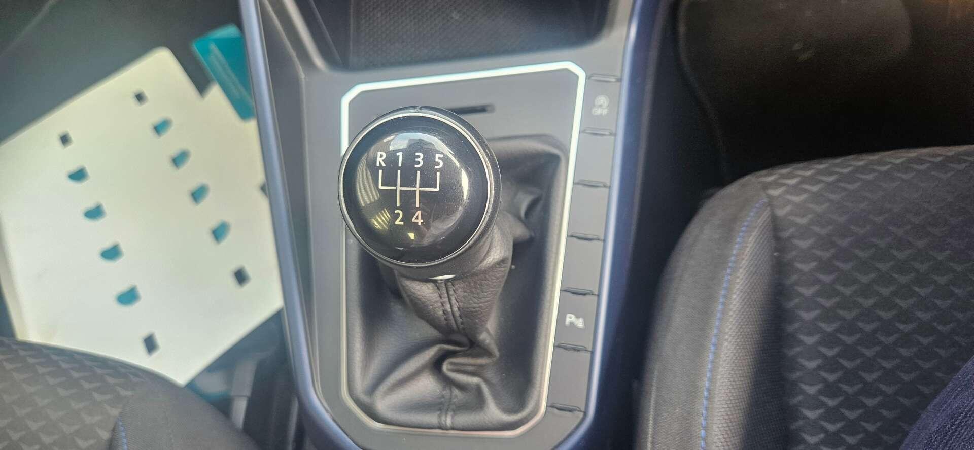 Volkswagen Polo view 30