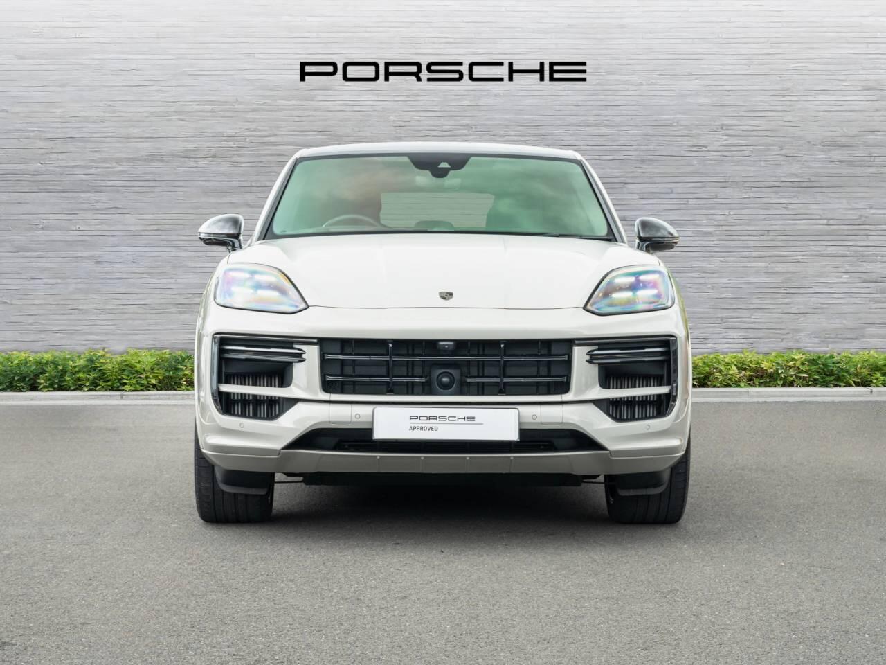 Porsche Cayenne view 6