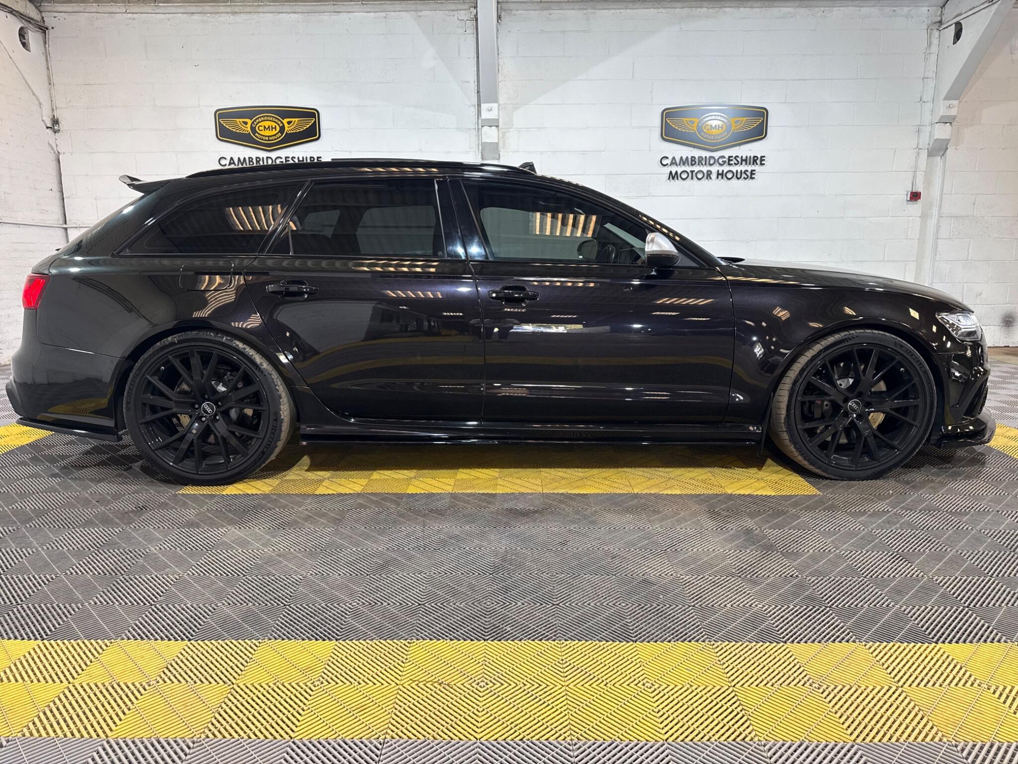 Audi RS6 view 14