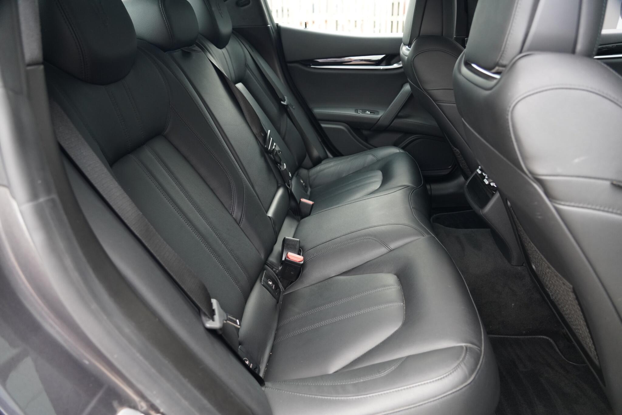 Maserati Ghibli view 16