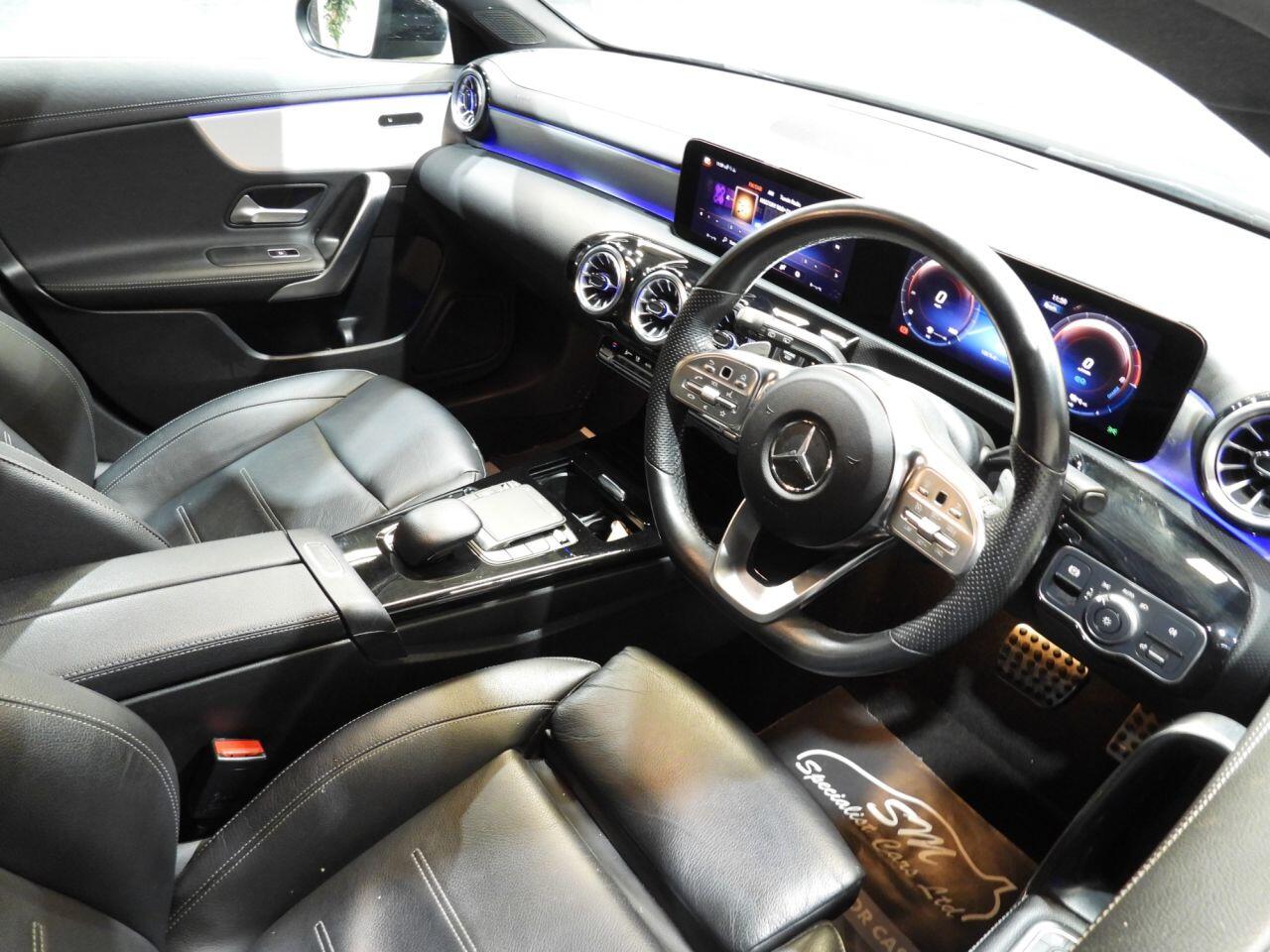 Mercedes-Benz Cla view 16