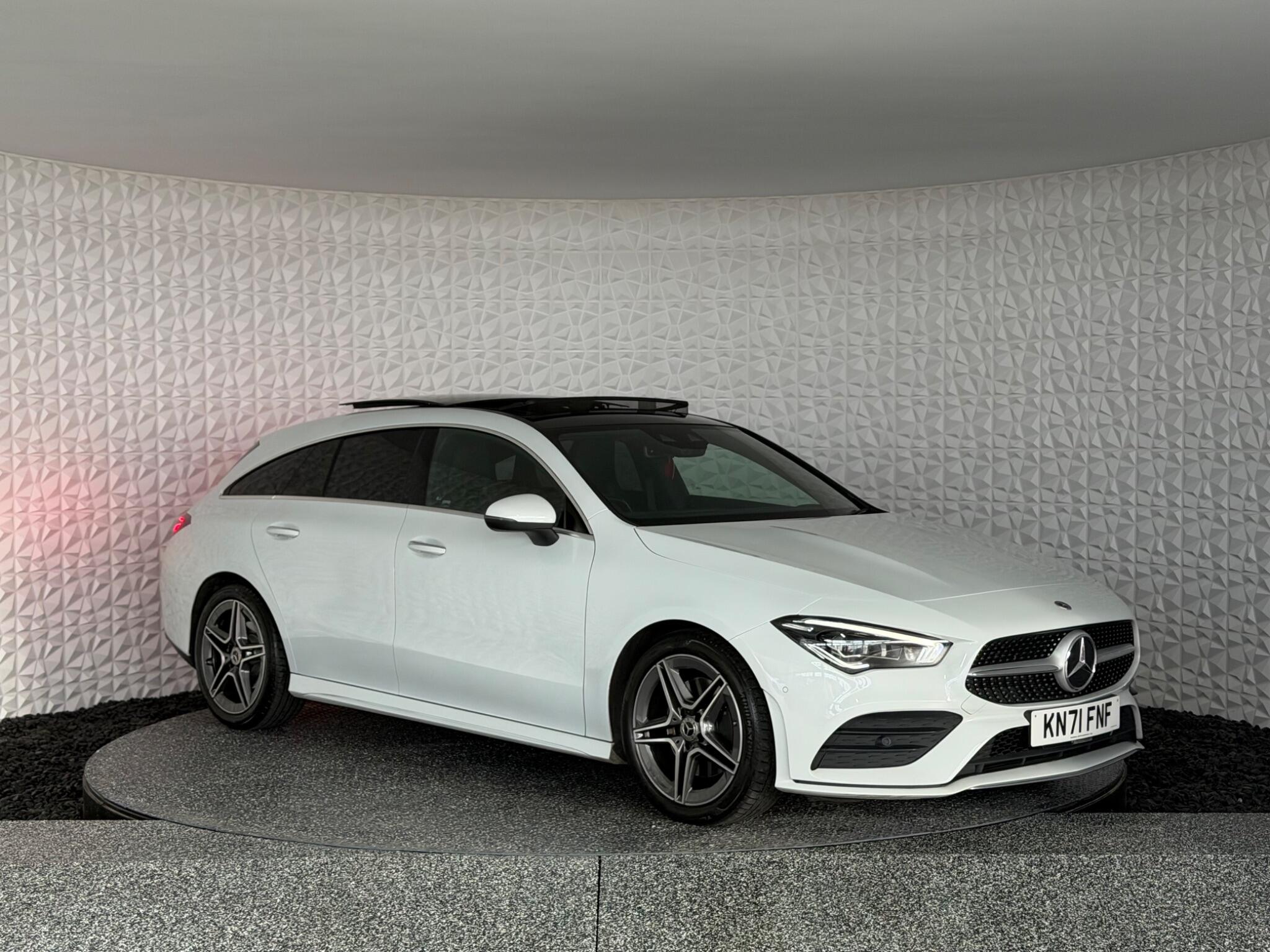 Mercedes-Benz Cla view 8