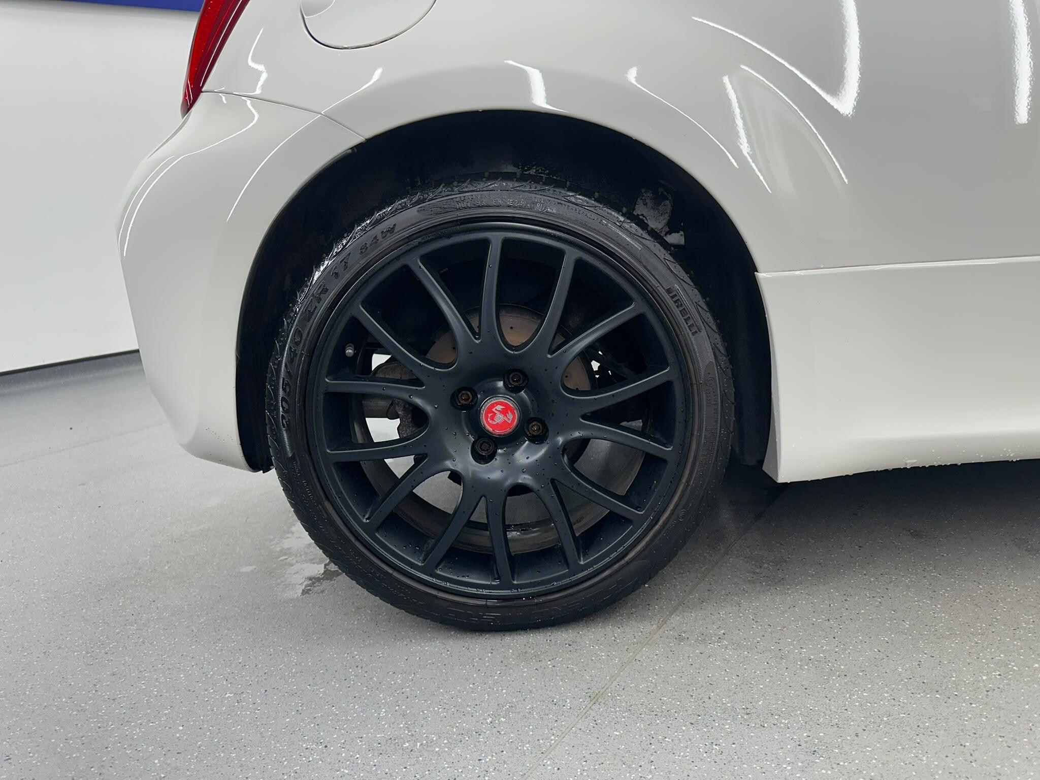 Abarth 595 view 19