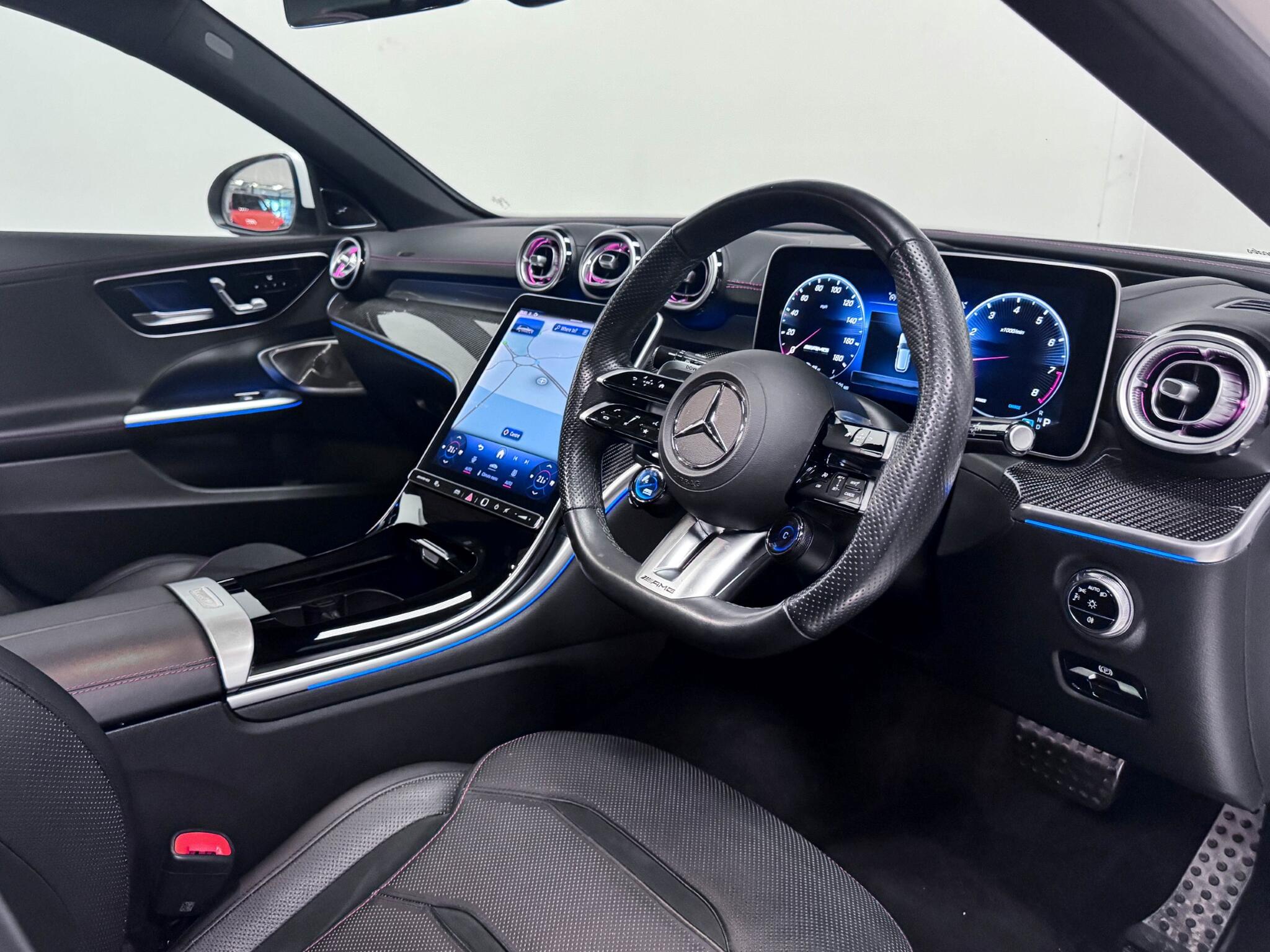 Mercedes-Benz C-Class view 34