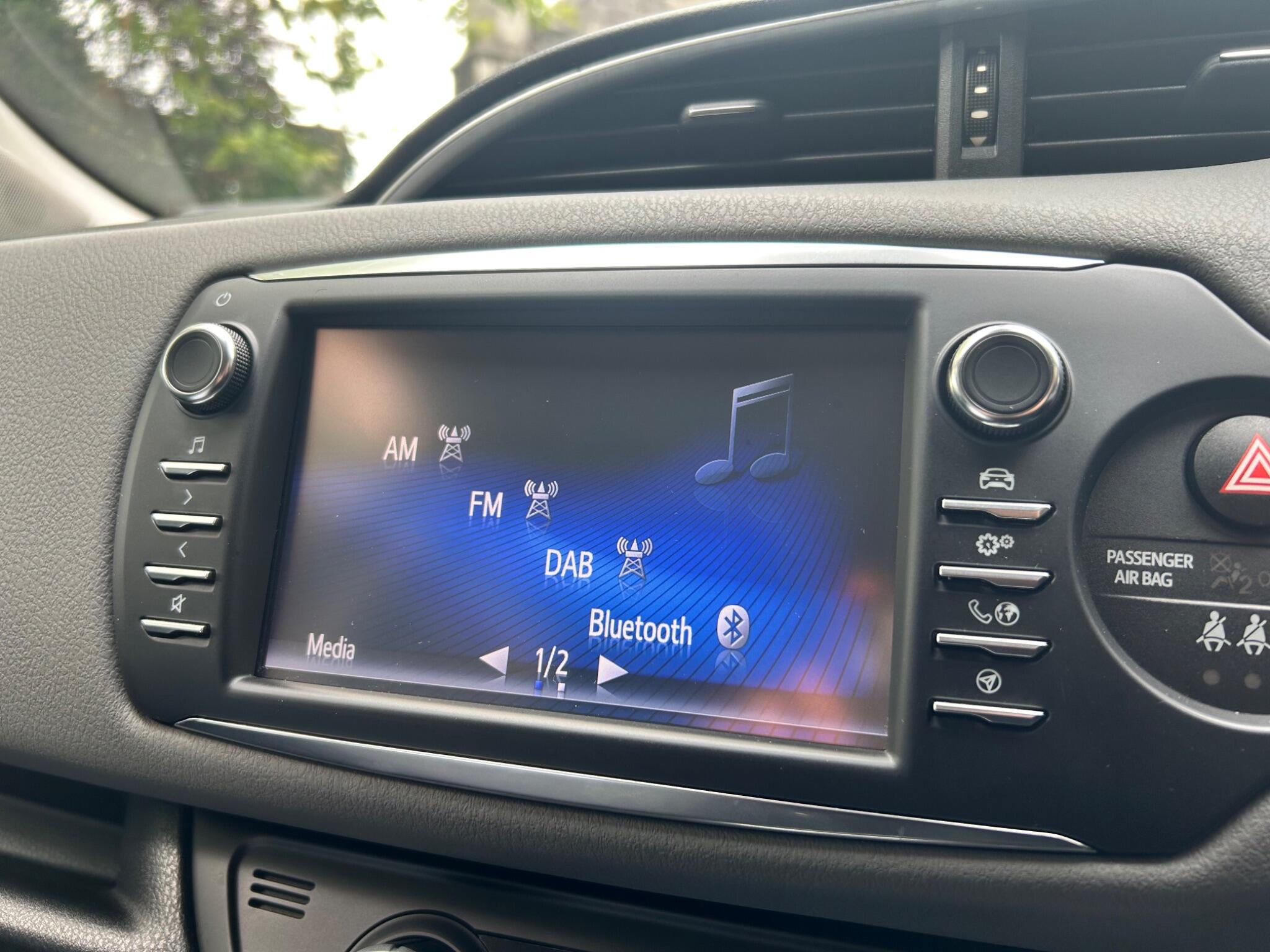 Toyota Yaris view 26