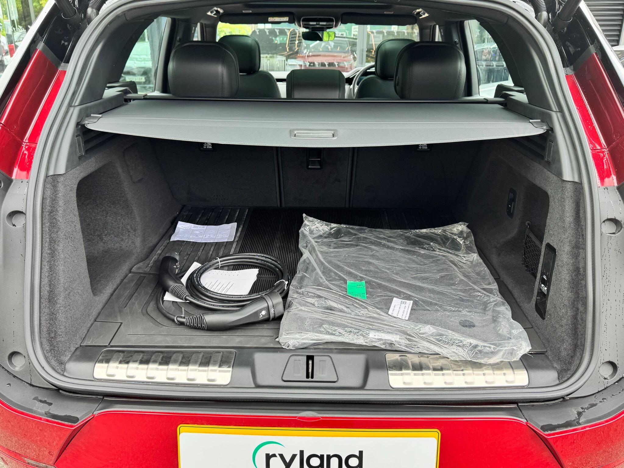 Land Rover Range Rover Sport view 15