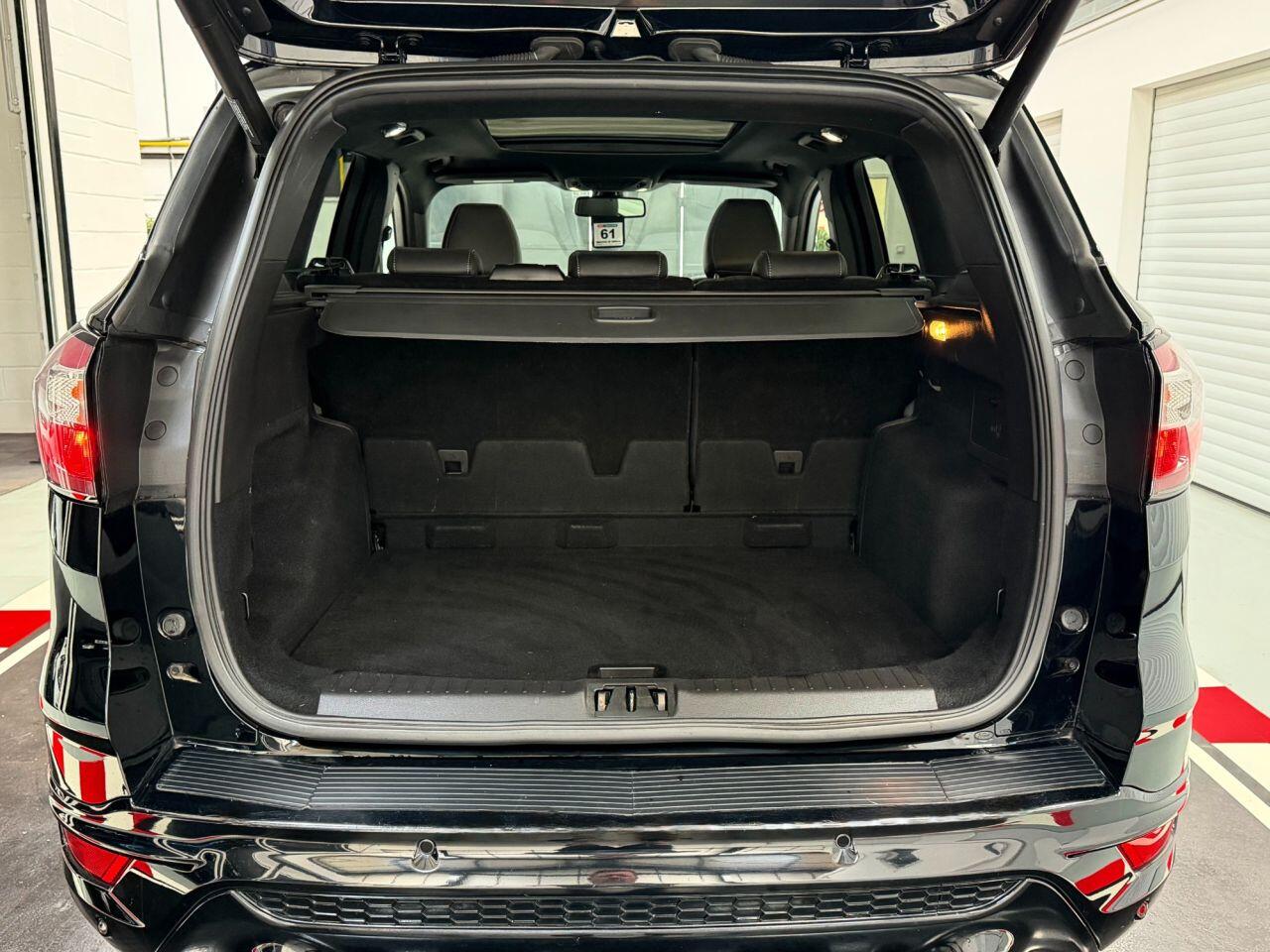 Ford Kuga view 40