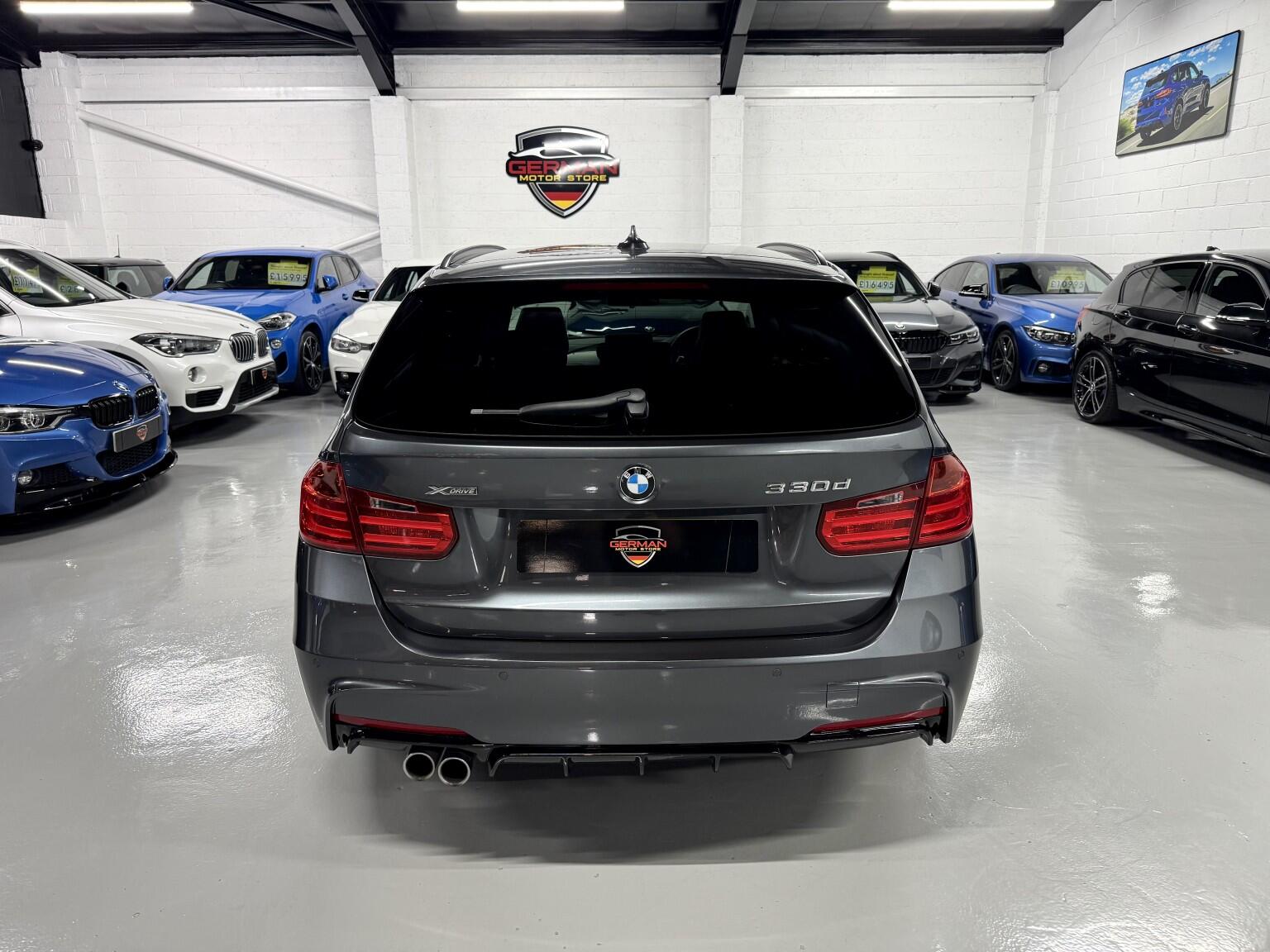 BMW 3 Series view 28