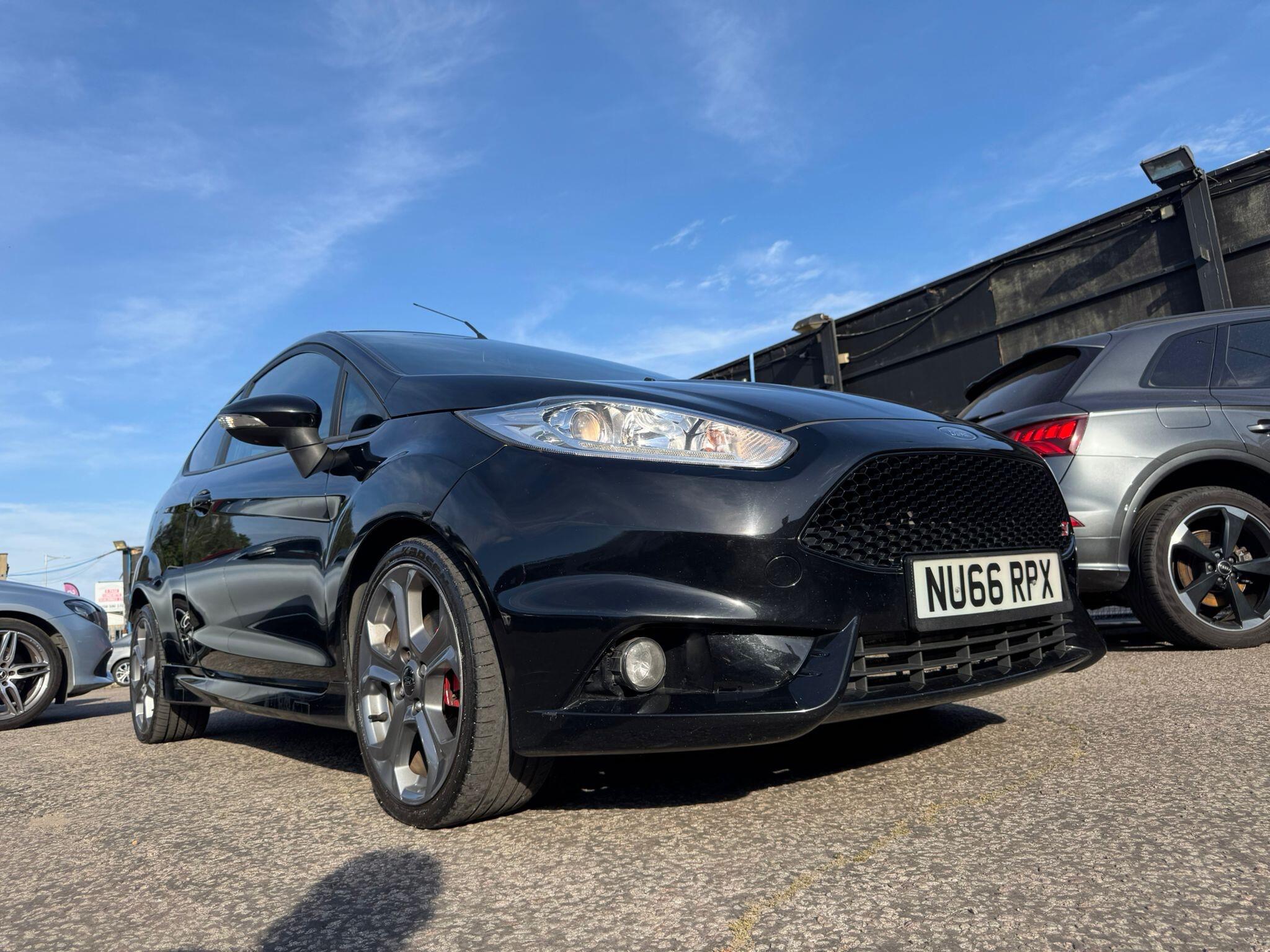 Ford Fiesta view 23