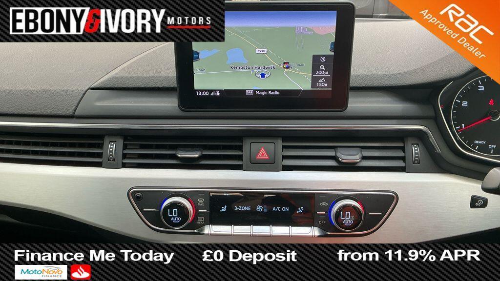 Audi A4 Avant view 12