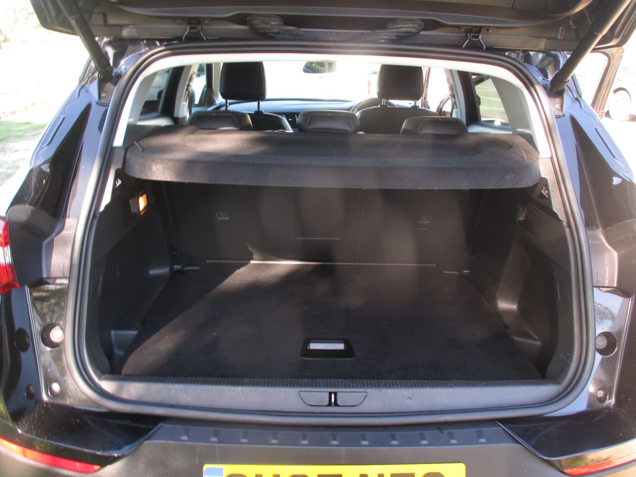 Vauxhall Grandland X view 26