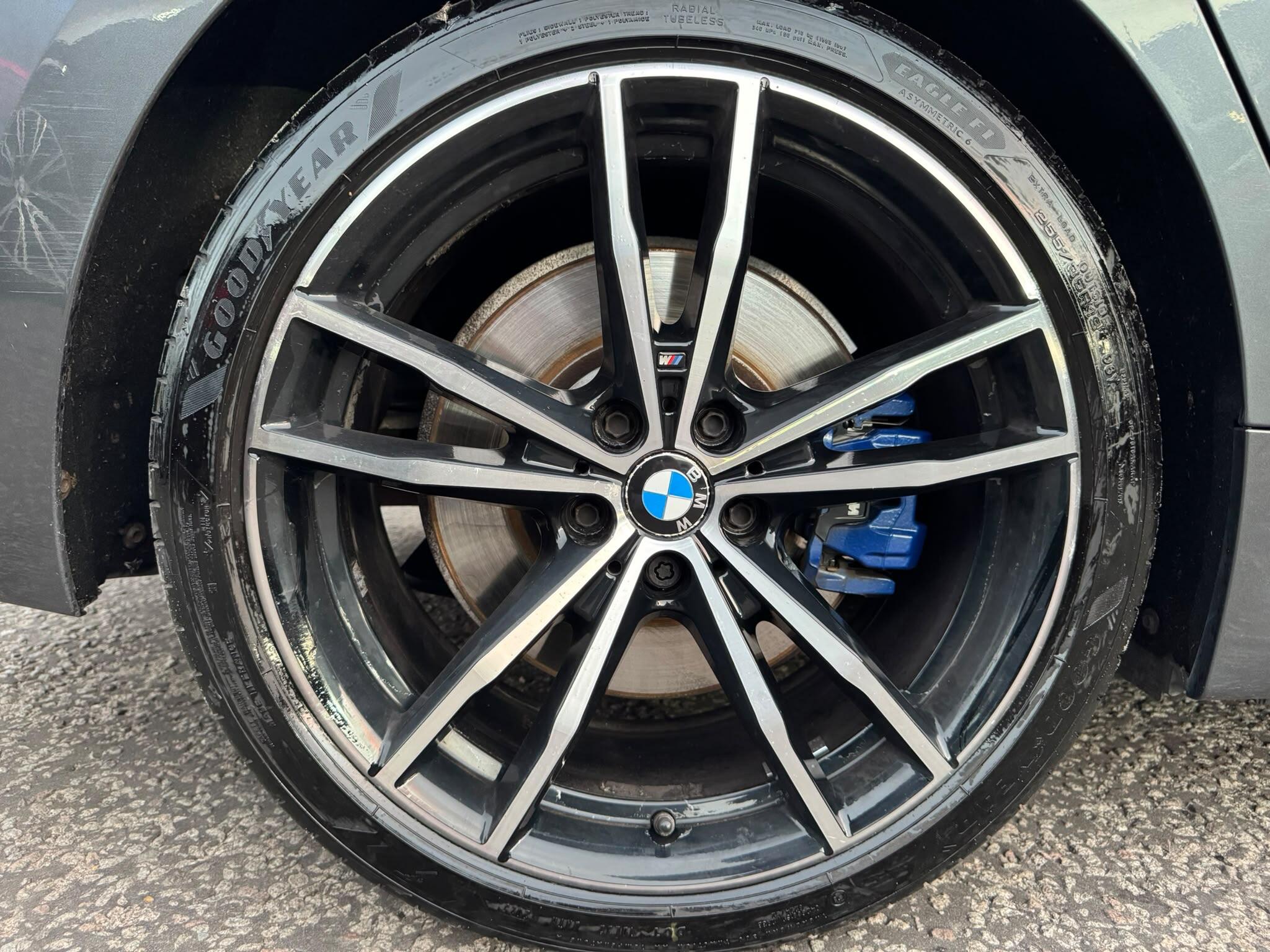 BMW 3 Series view 97