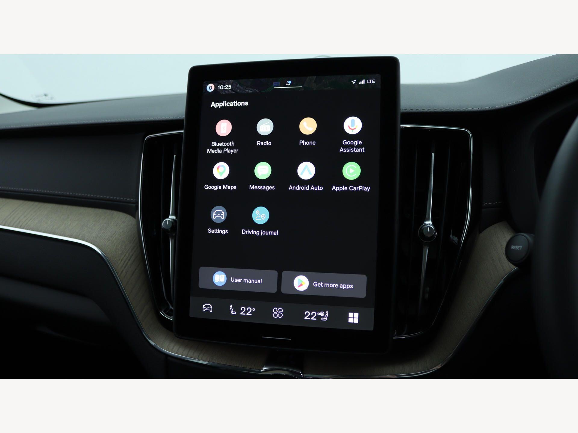 Volvo XC60 view 18