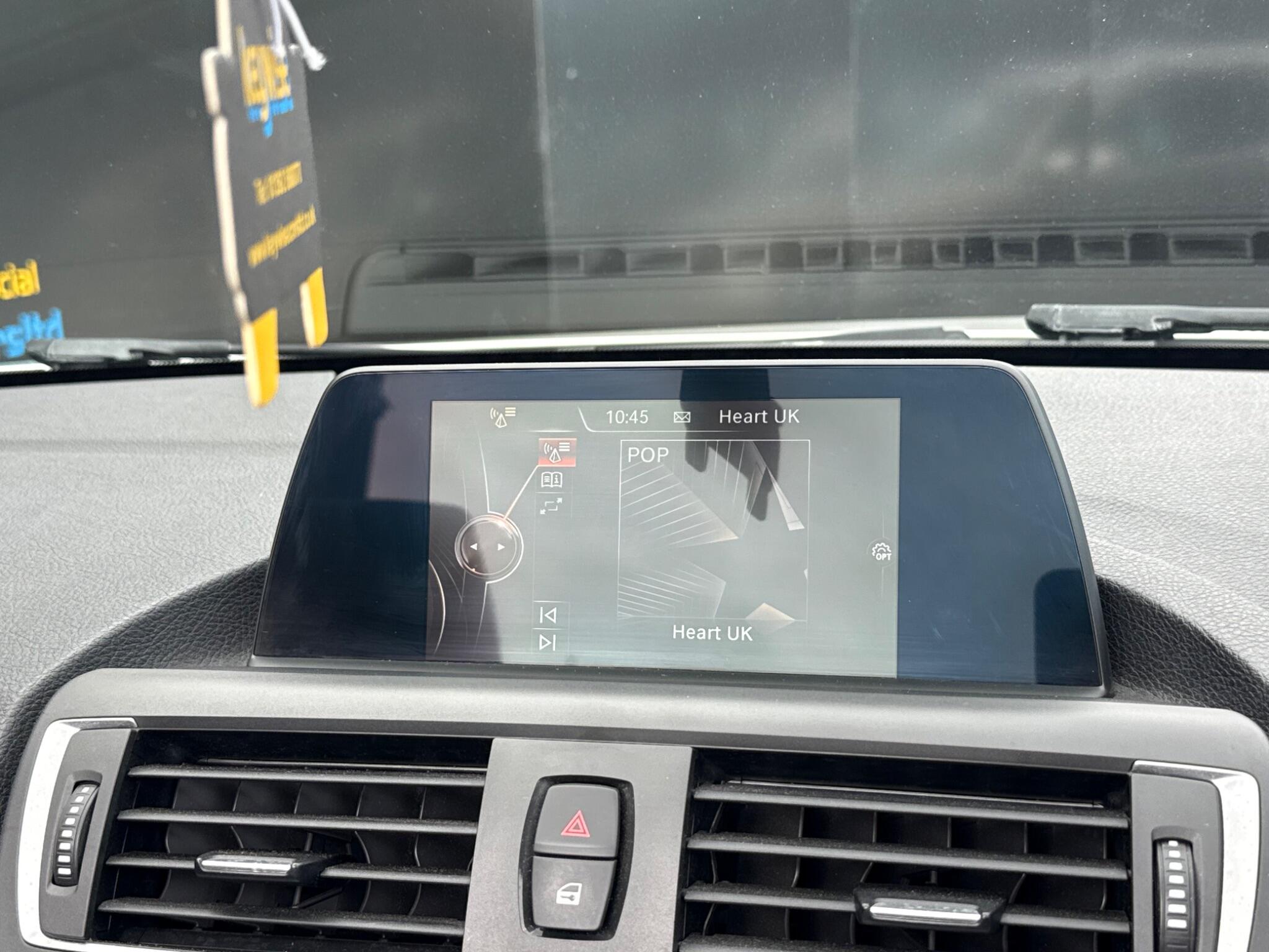 BMW 2 Series view 26