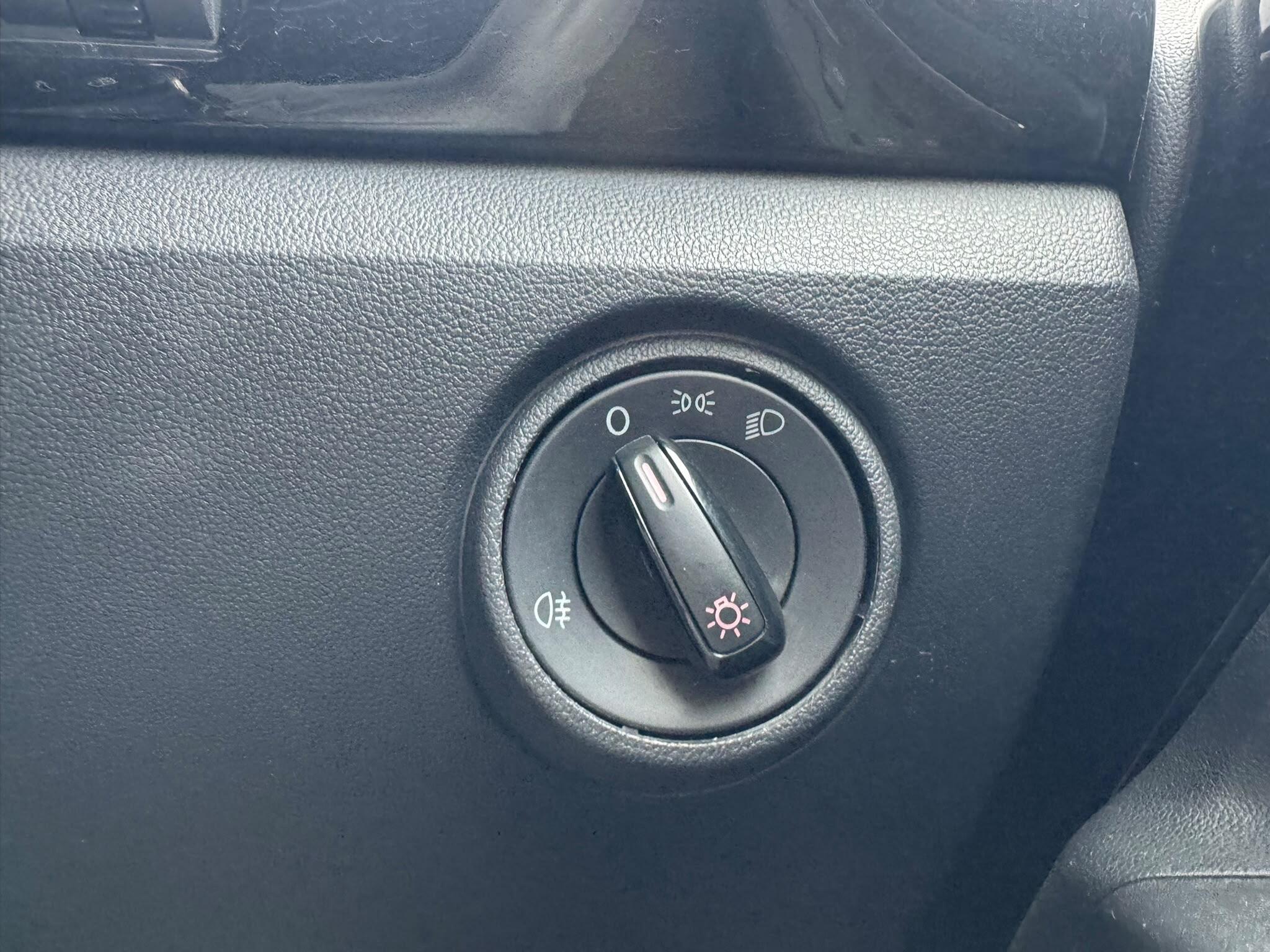 Volkswagen Up! view 45