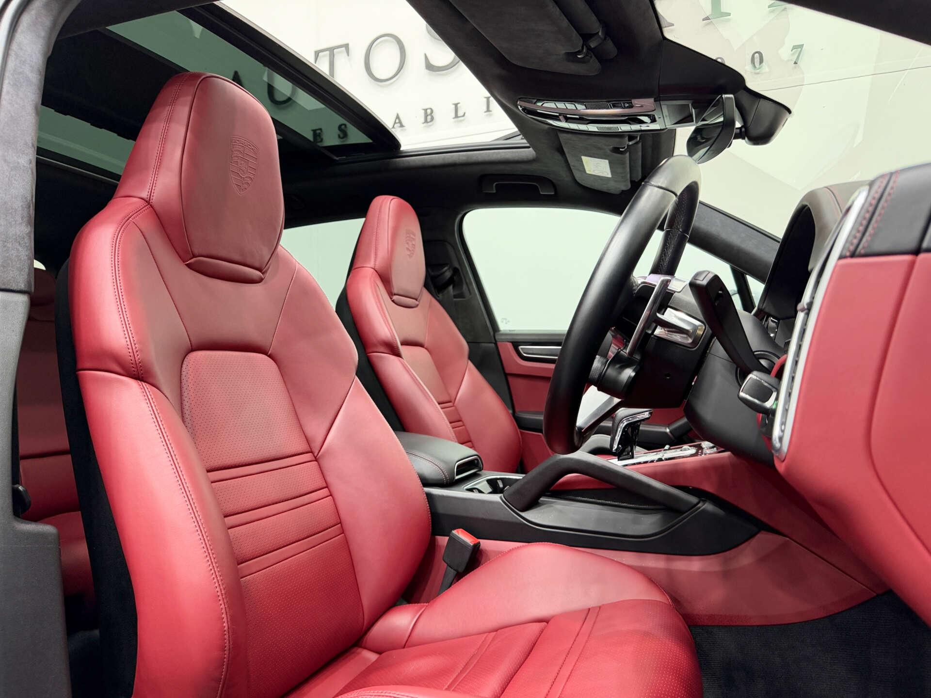 Porsche Cayenne view 2