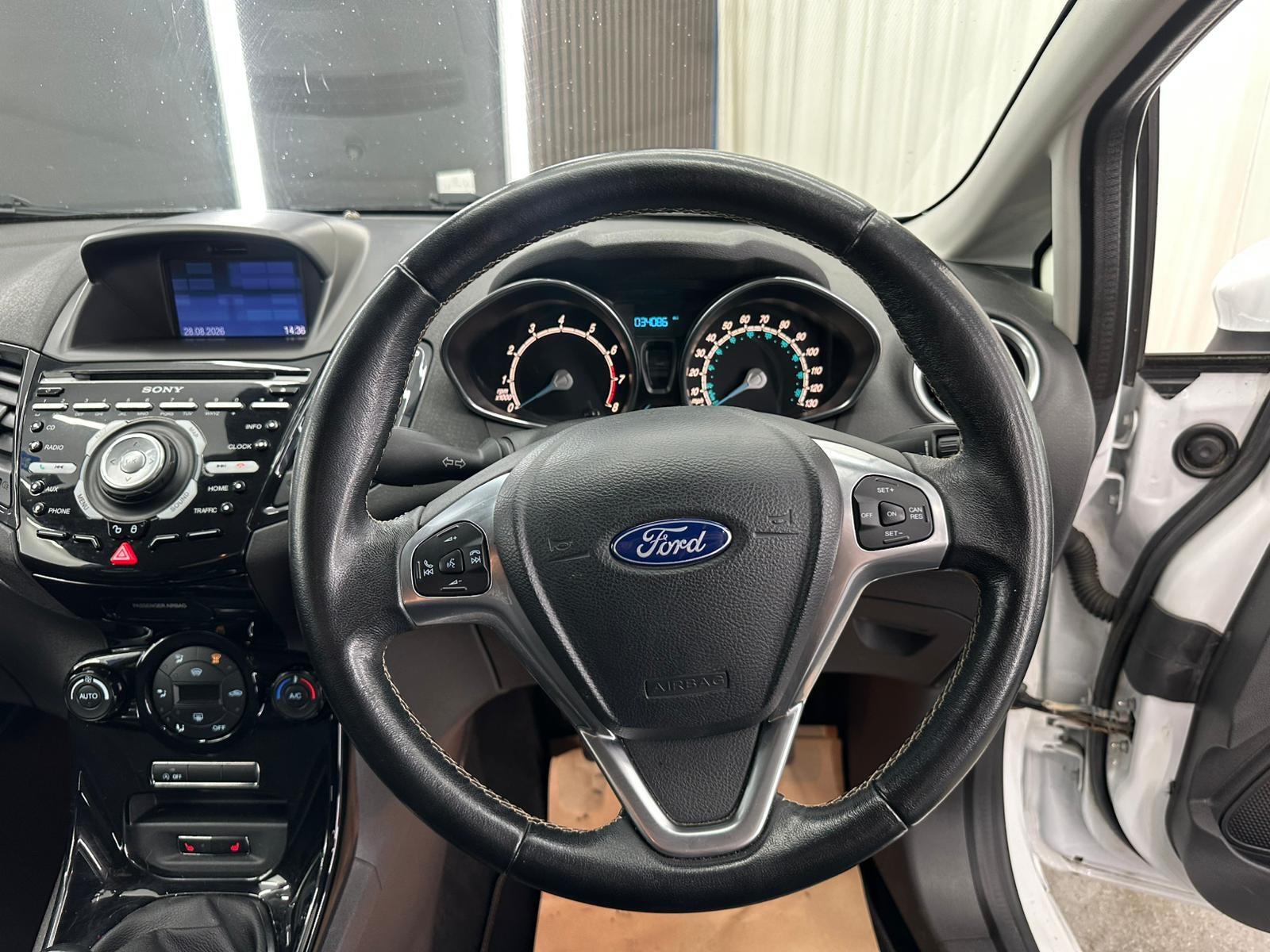 Ford Fiesta view 32