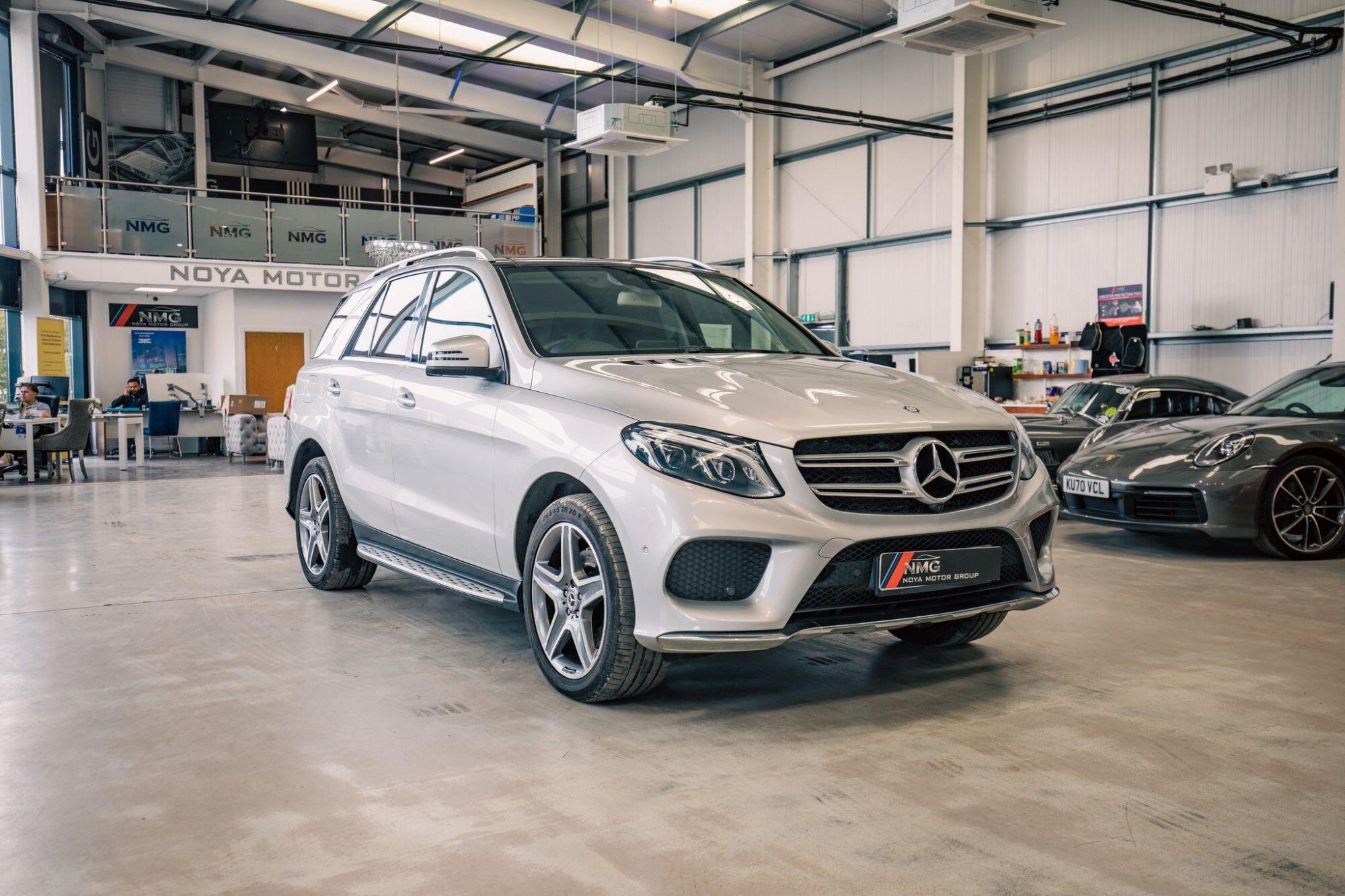 Mercedes-Benz GLE view 24