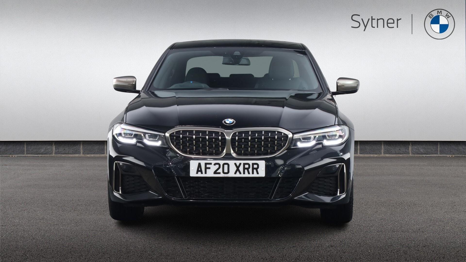 BMW 3 Series view 16