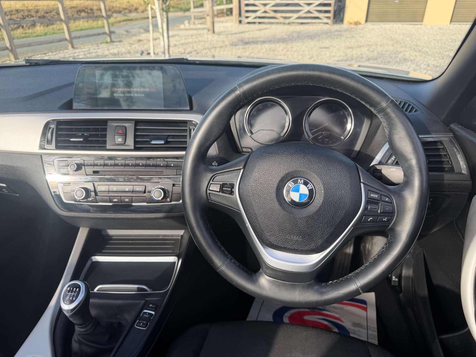 BMW 2 Series view 18
