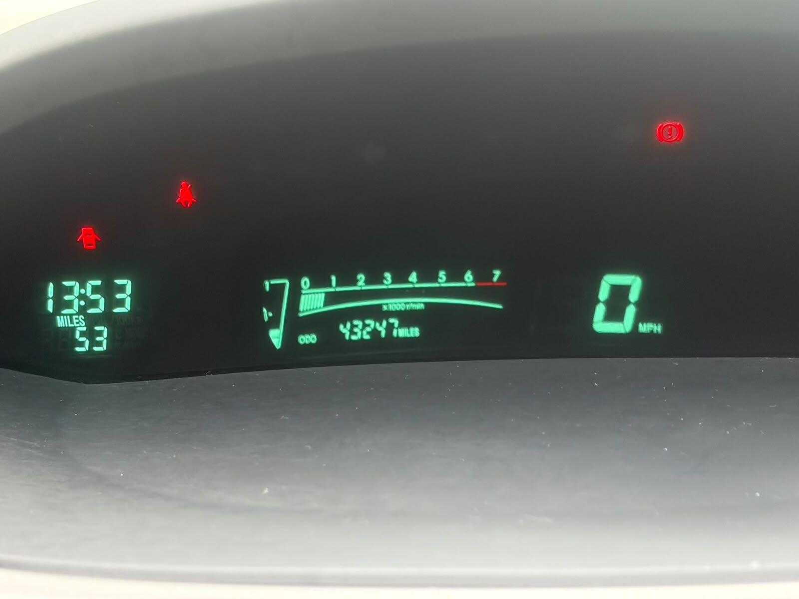 Toyota Yaris view 23