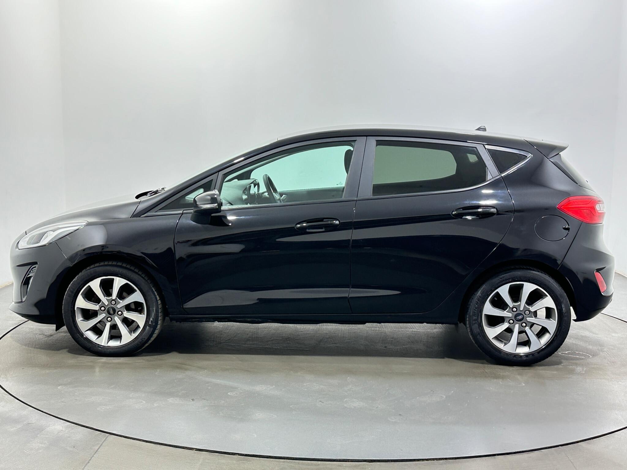 Ford Fiesta view 5