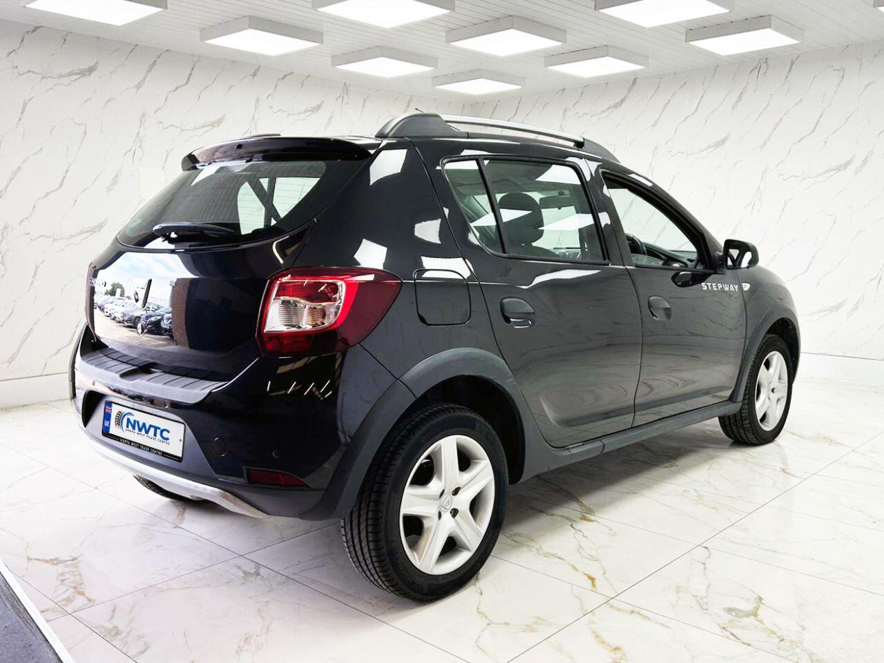 Dacia Sandero view 12