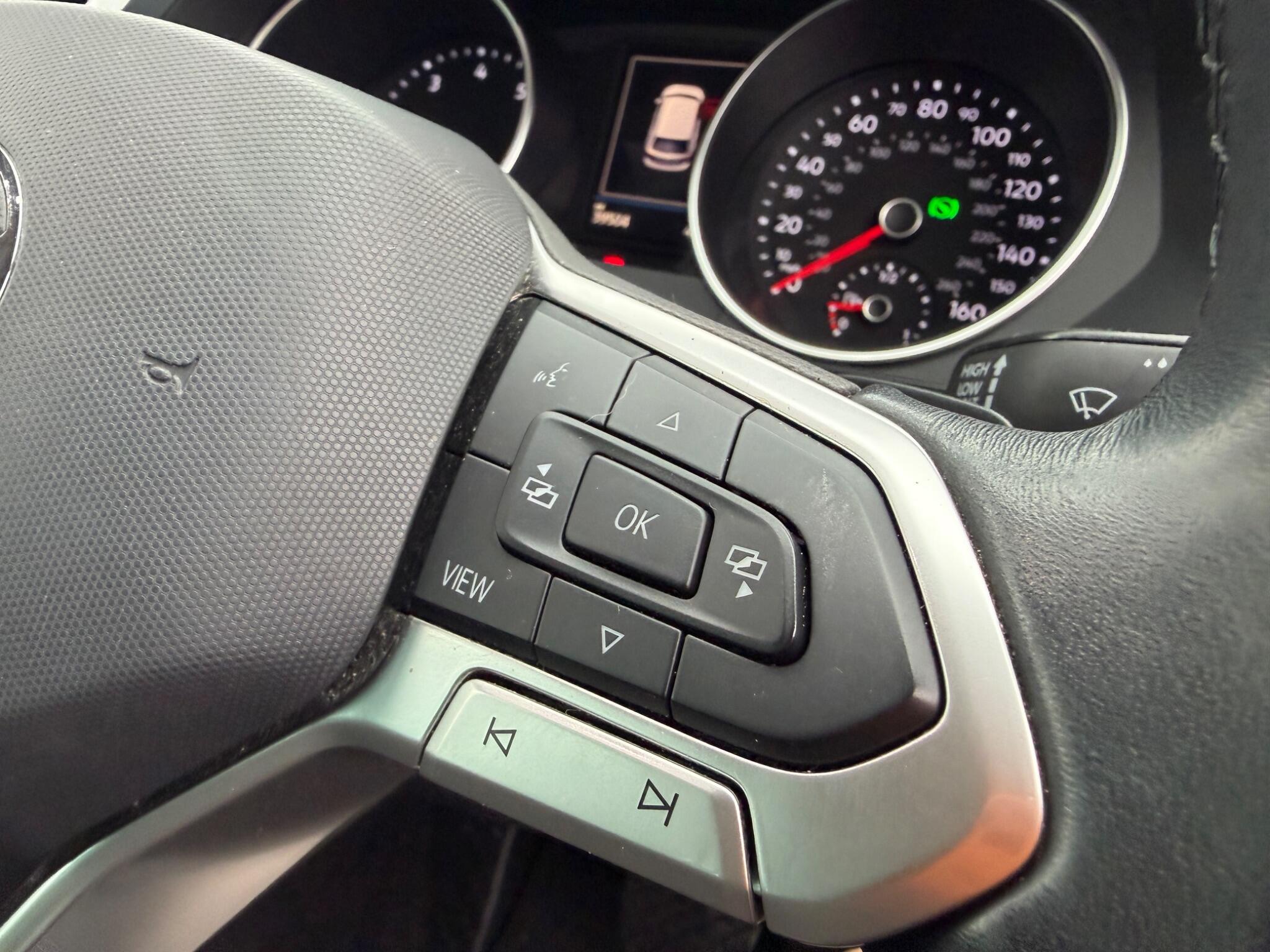 Volkswagen Tiguan view 15