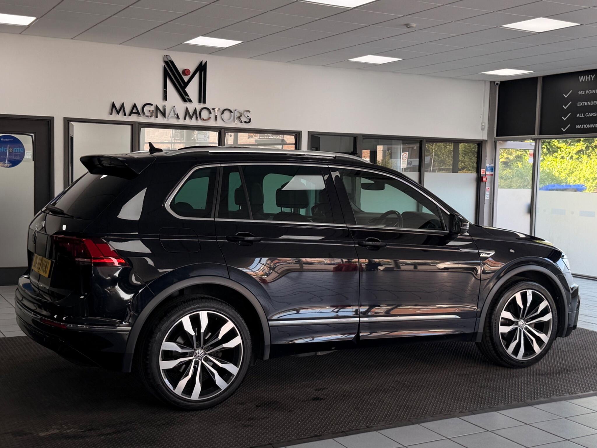 Volkswagen Tiguan view 11