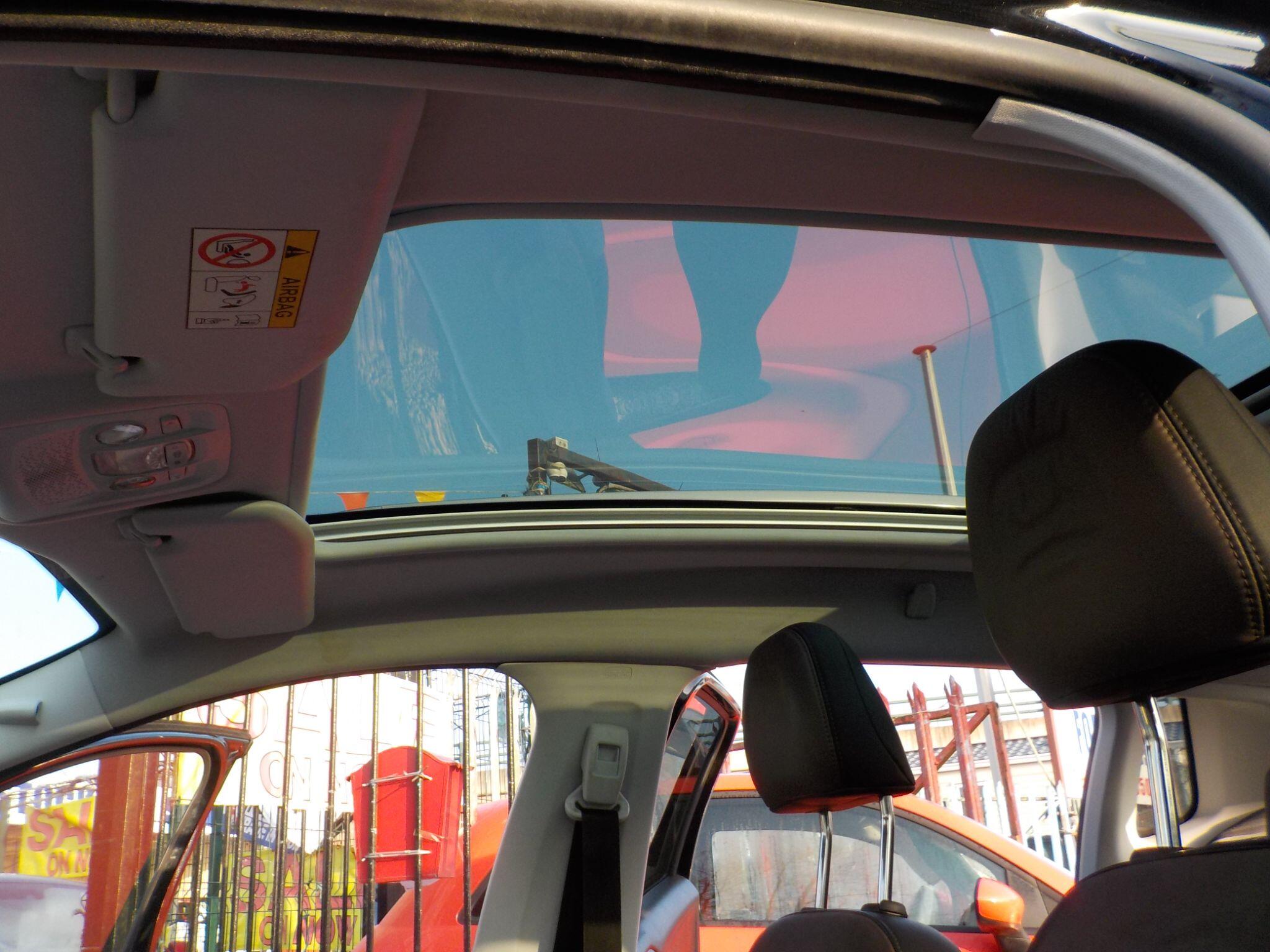 Peugeot 2008 1.6 BlueHDi Feline Euro 6 (s/s) 5dr (Calima)