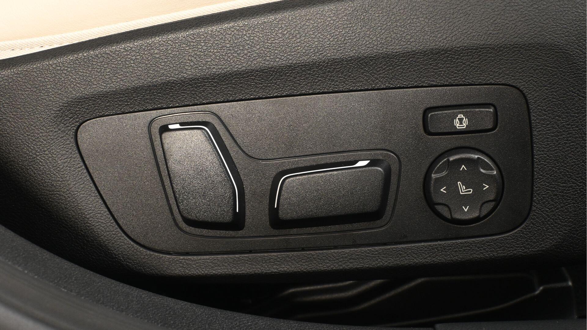 BMW i4 view 27
