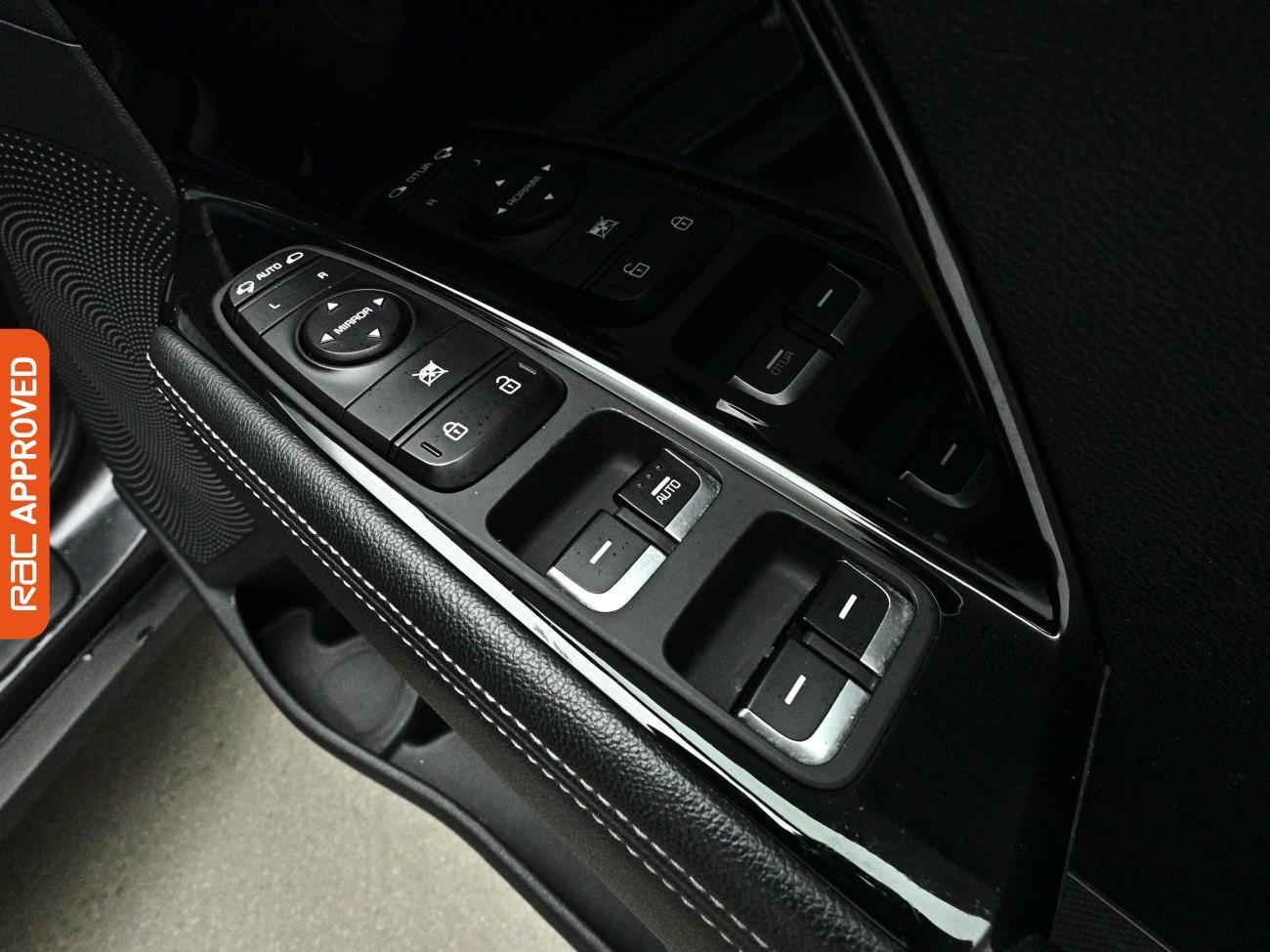 Kia Niro view 23