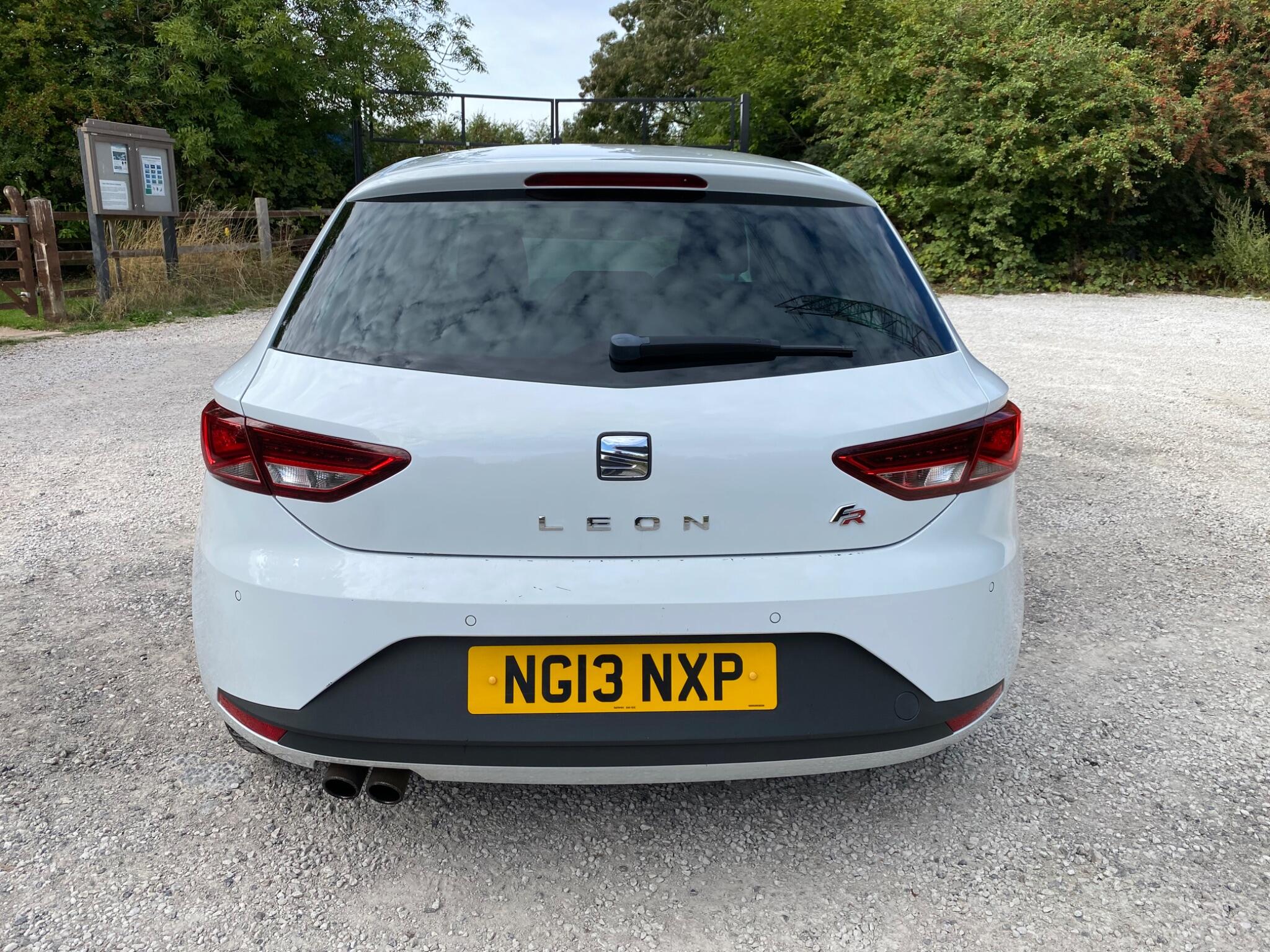 Seat Leon Leon view 6