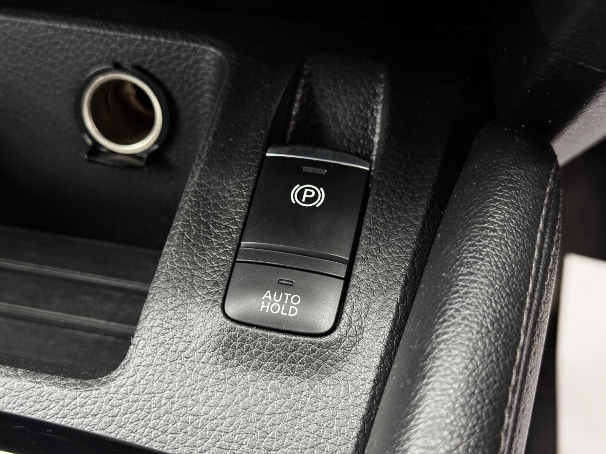 Nissan Qashqai view 25