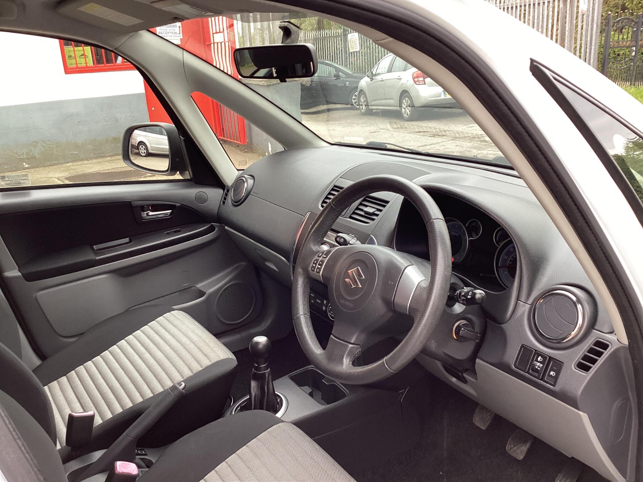 Suzuki SX4 view 11